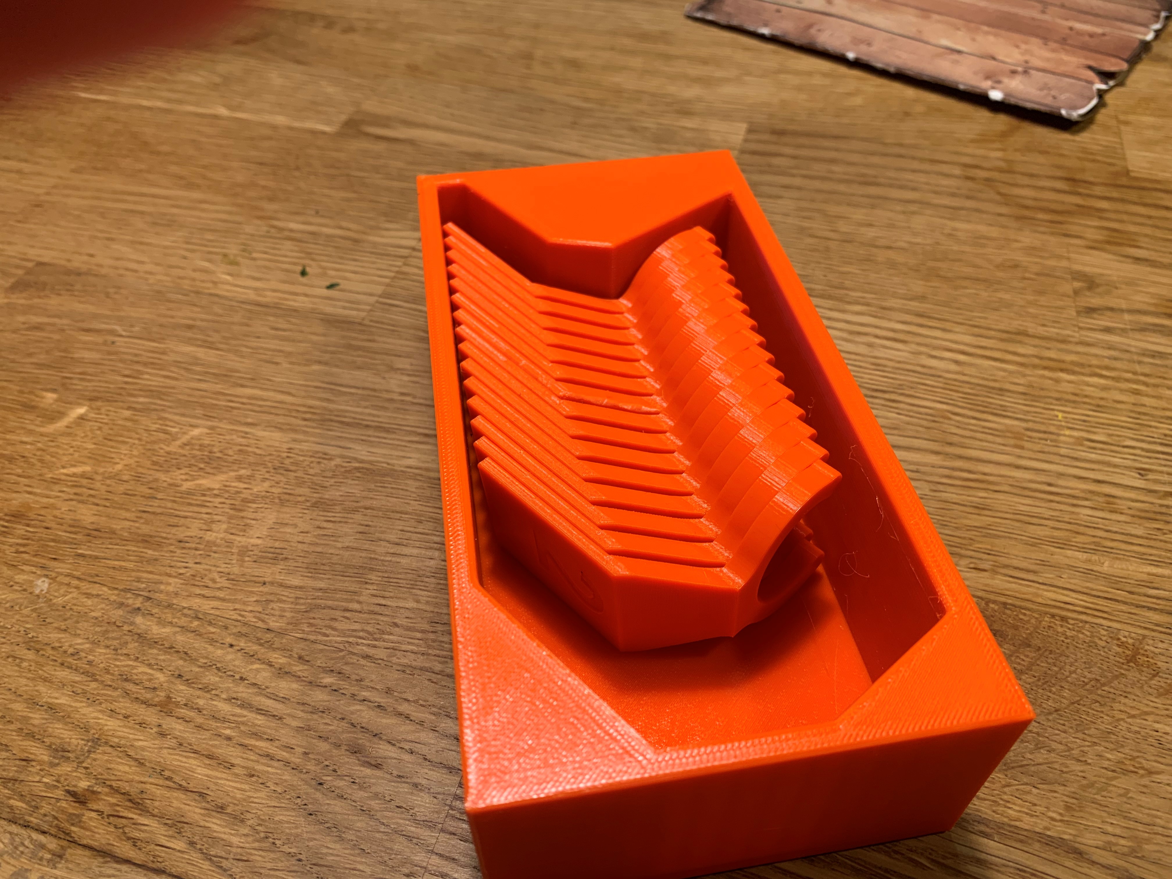 BOX FOR BOTTLE TAGS