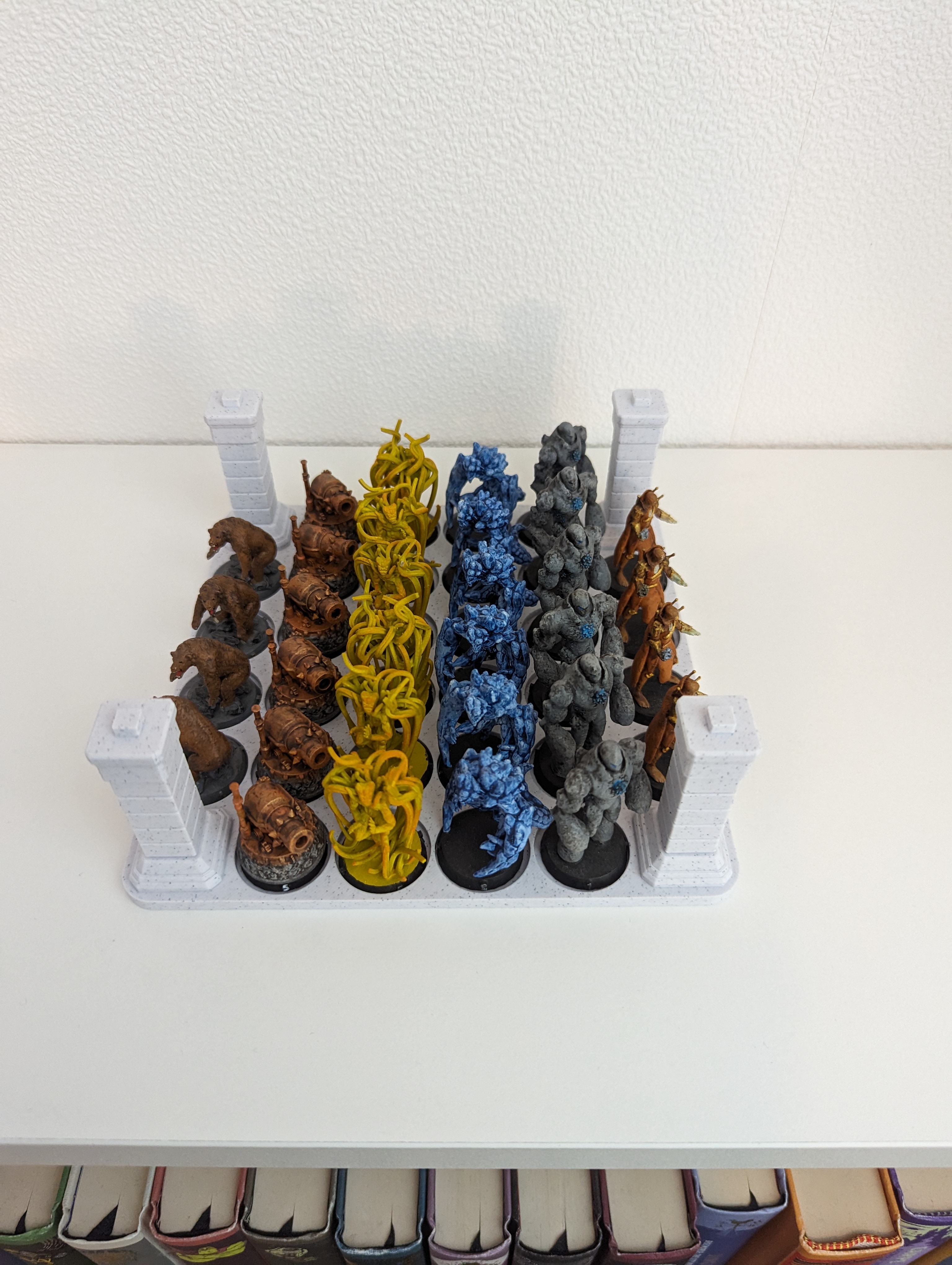 Gloomhaven/Frosthaven - 25mm magnetic bases/storage trays