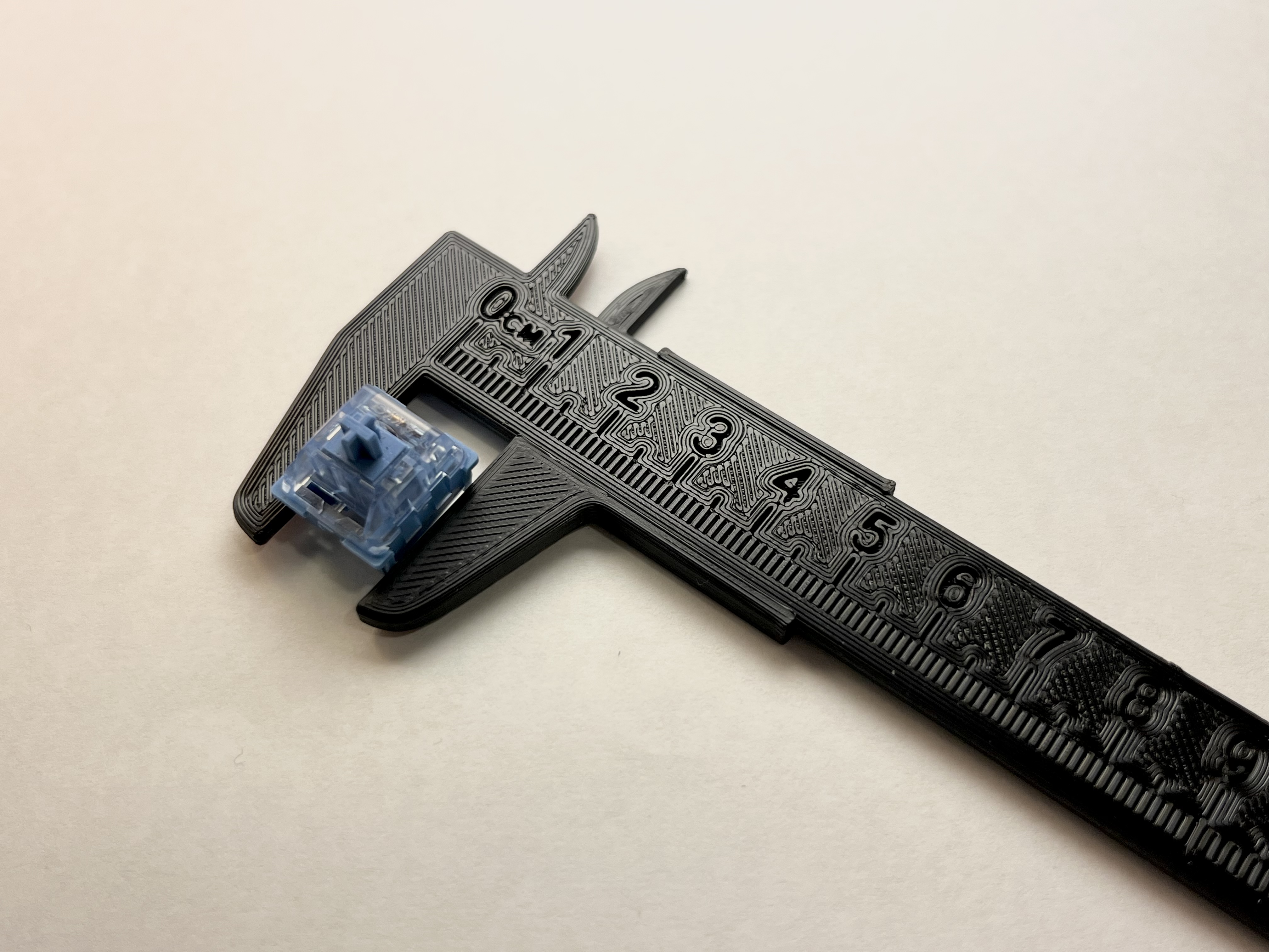Caliper (Centimeters)