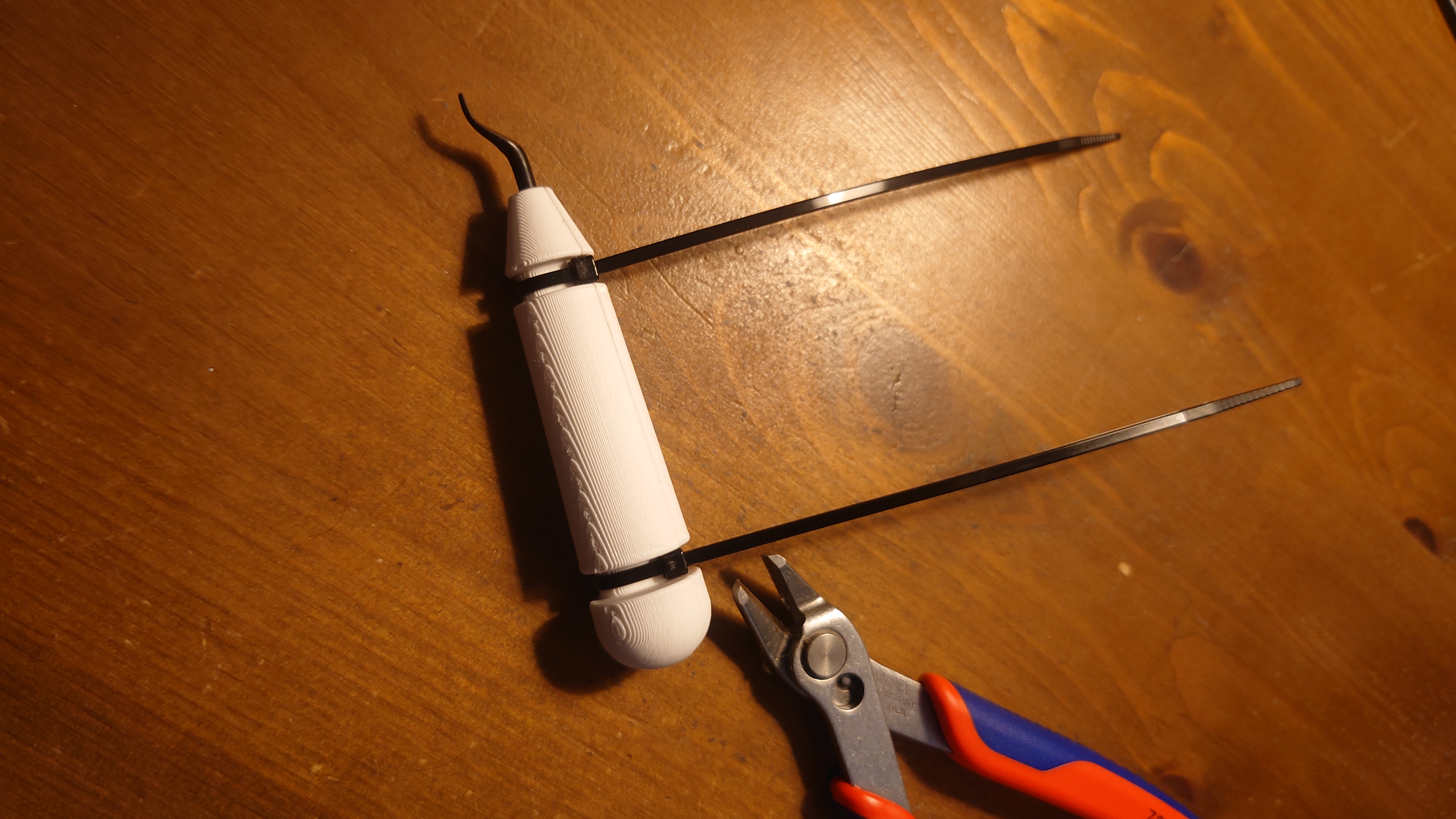 Miniatura 4 do modelo 3D Deburring Tool Handle