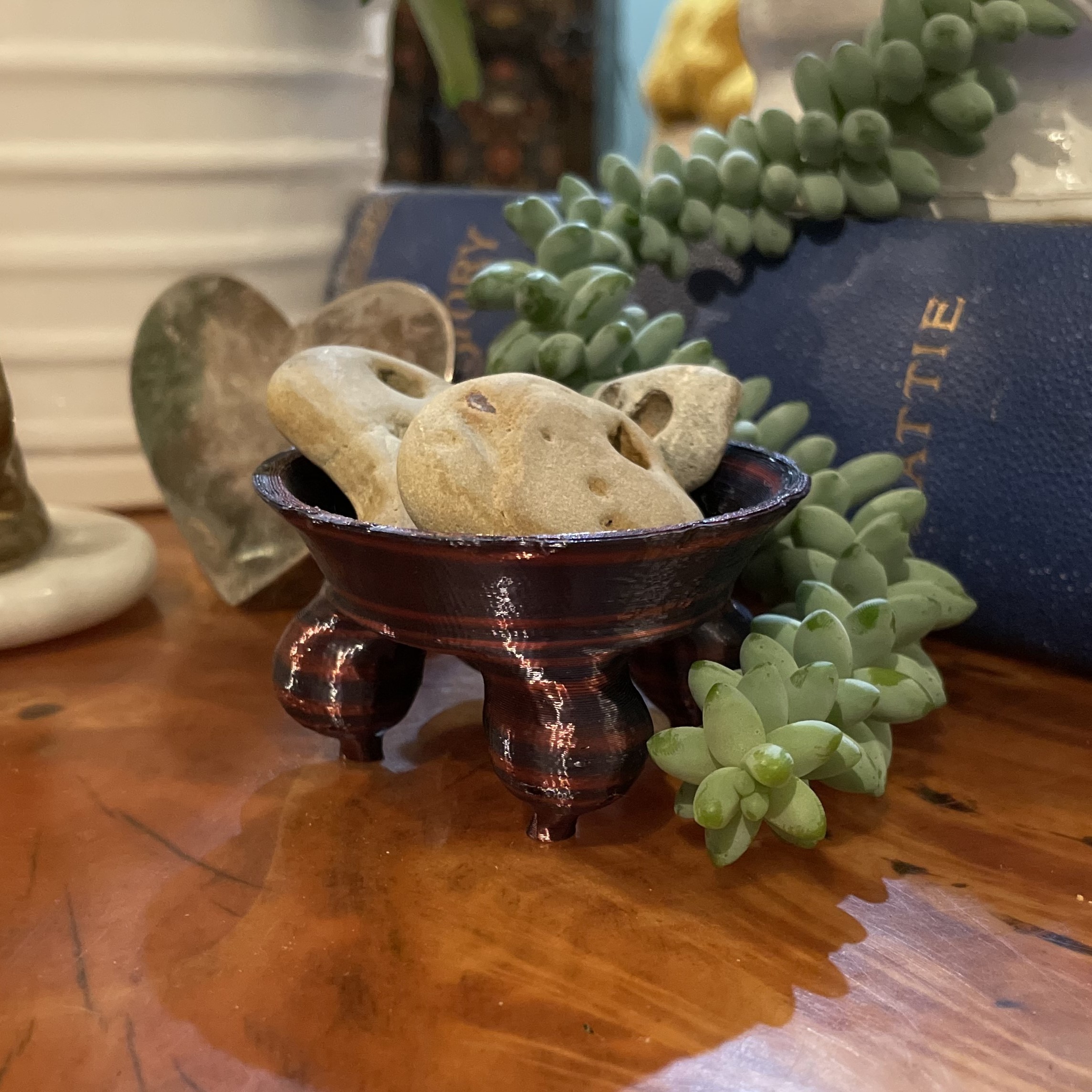 Yucatec Maya Tetrapod bowl