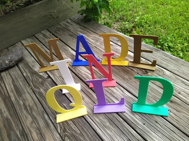STANDING LETTERS WHOLE ALPHABET