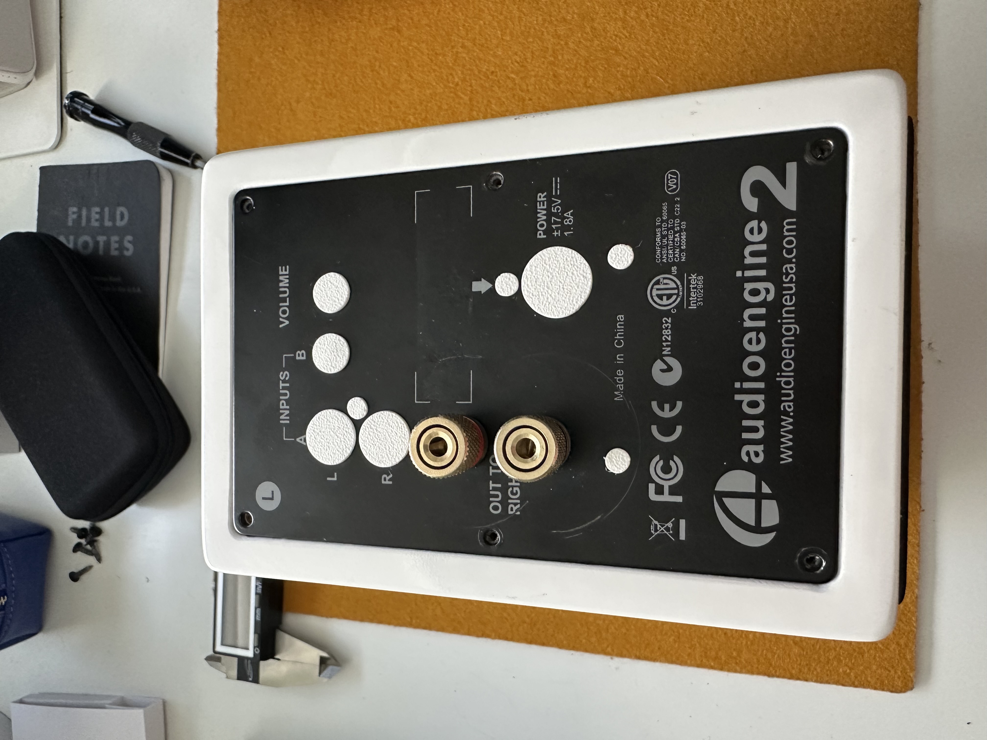 Snap Plugs for Audioengine A2