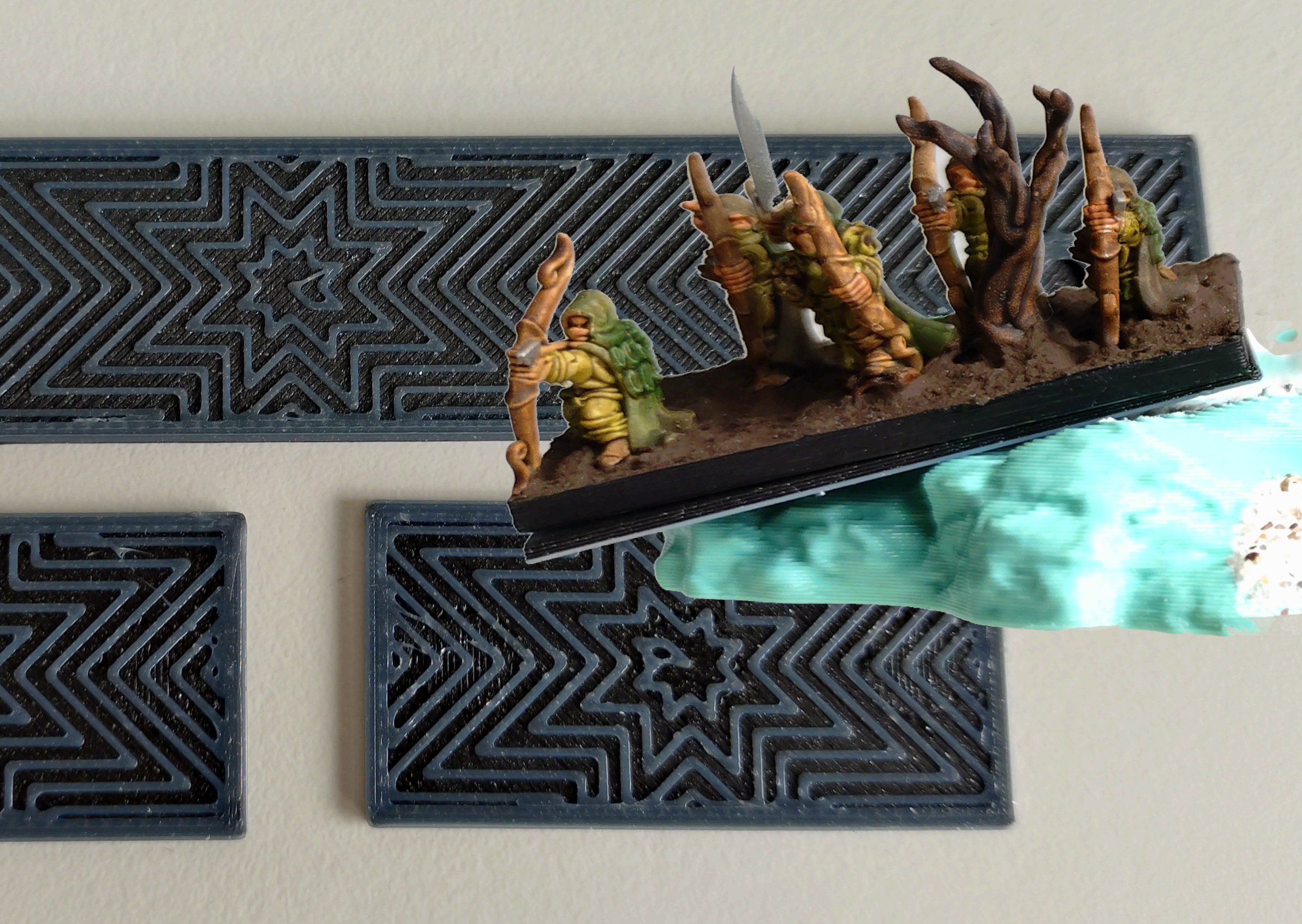 Grippy movement trays for Warmaster miniatures