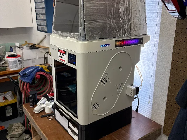 Snapmaker U1 Top using Walmart Sterilite 55L bin with PandaVent