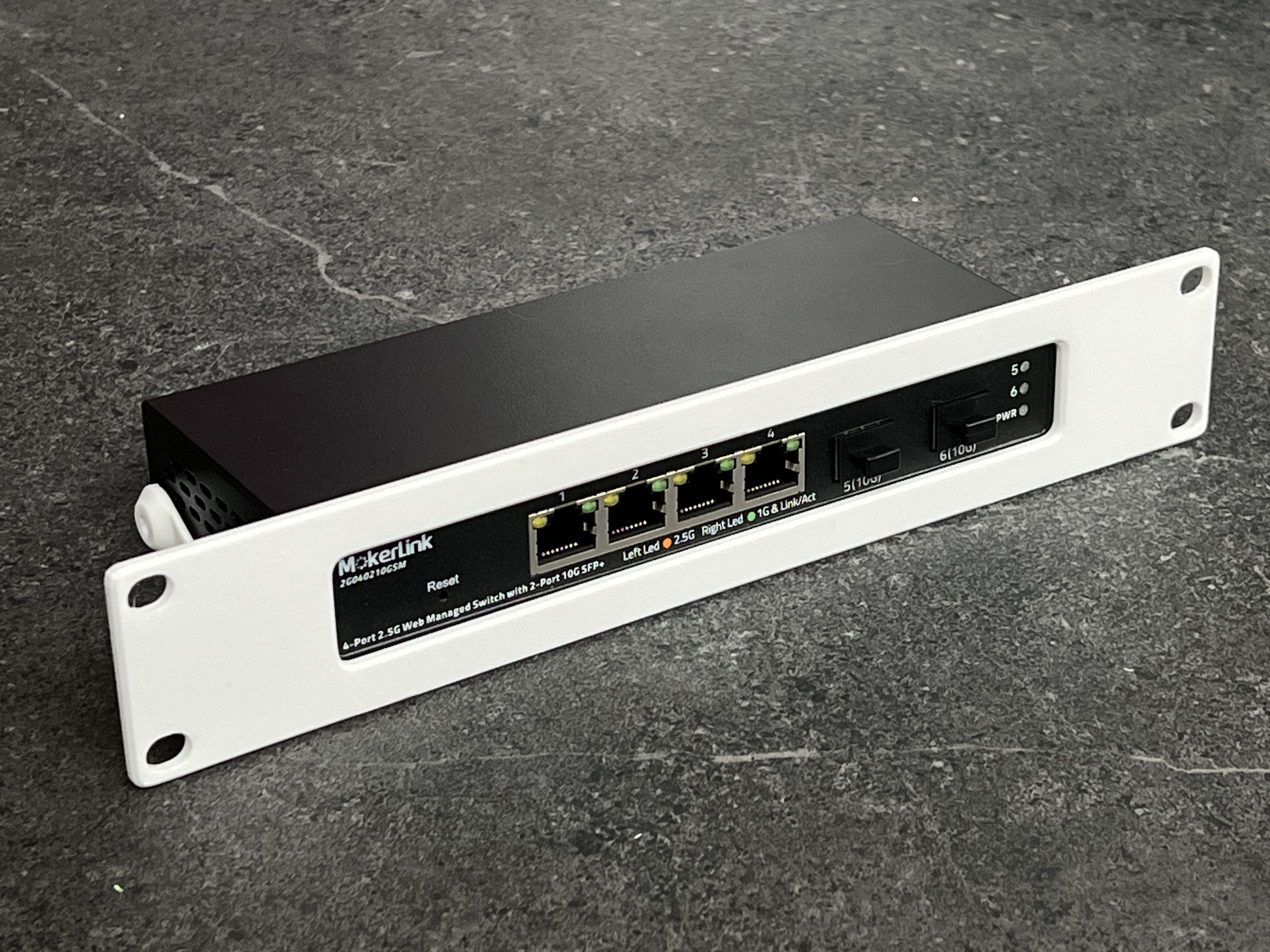 Mokerlink 2G040210GSM 10" Rack Mount