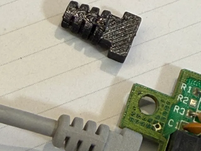 Apple ADB Mouse Cord Strain Relief