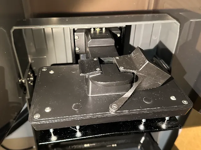 Elegoo Saturn Ultra 4 Buildplate holder permanently installed