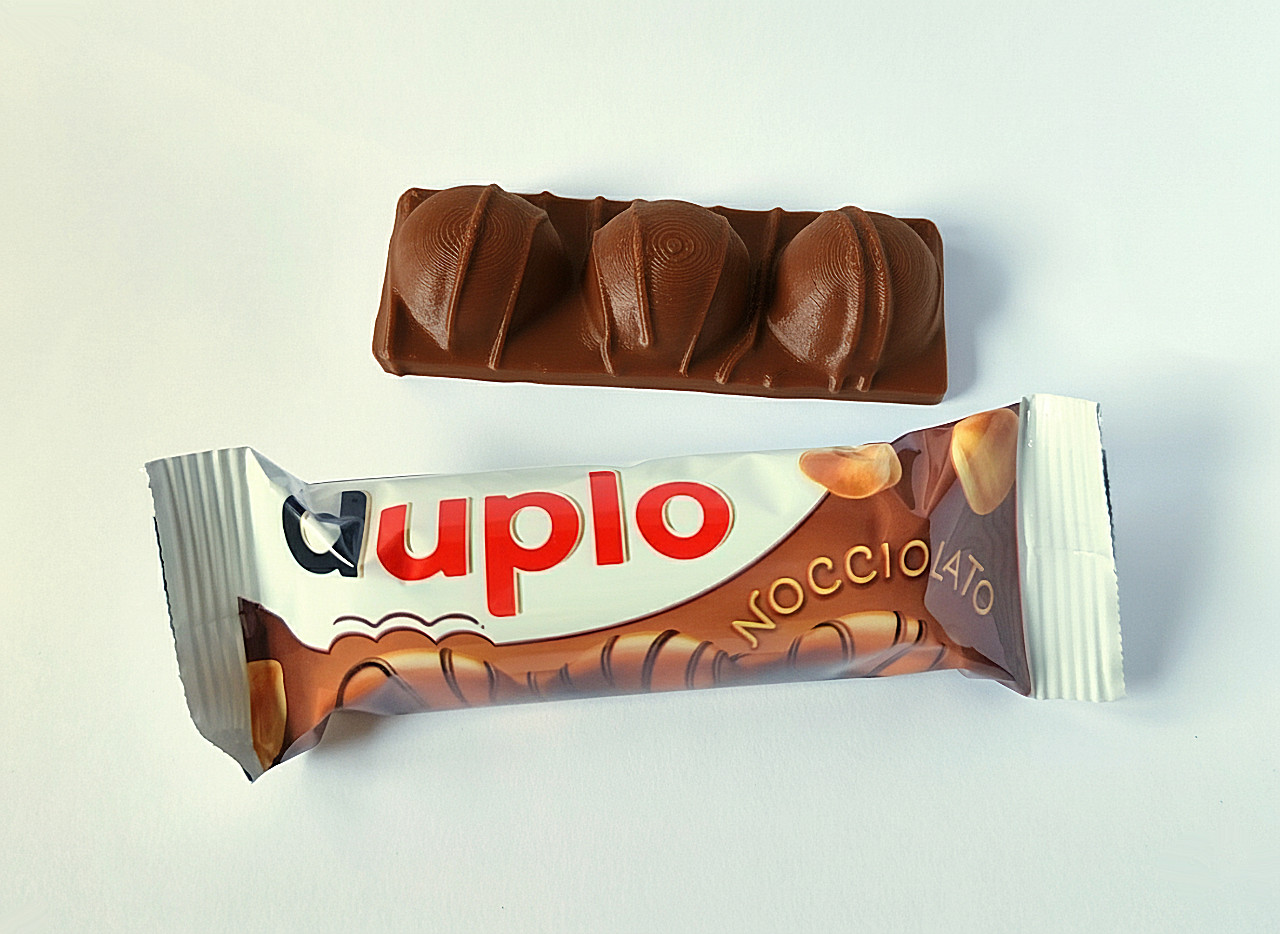 Duplo chocolate bar, keychain and fridge magnet 3D model