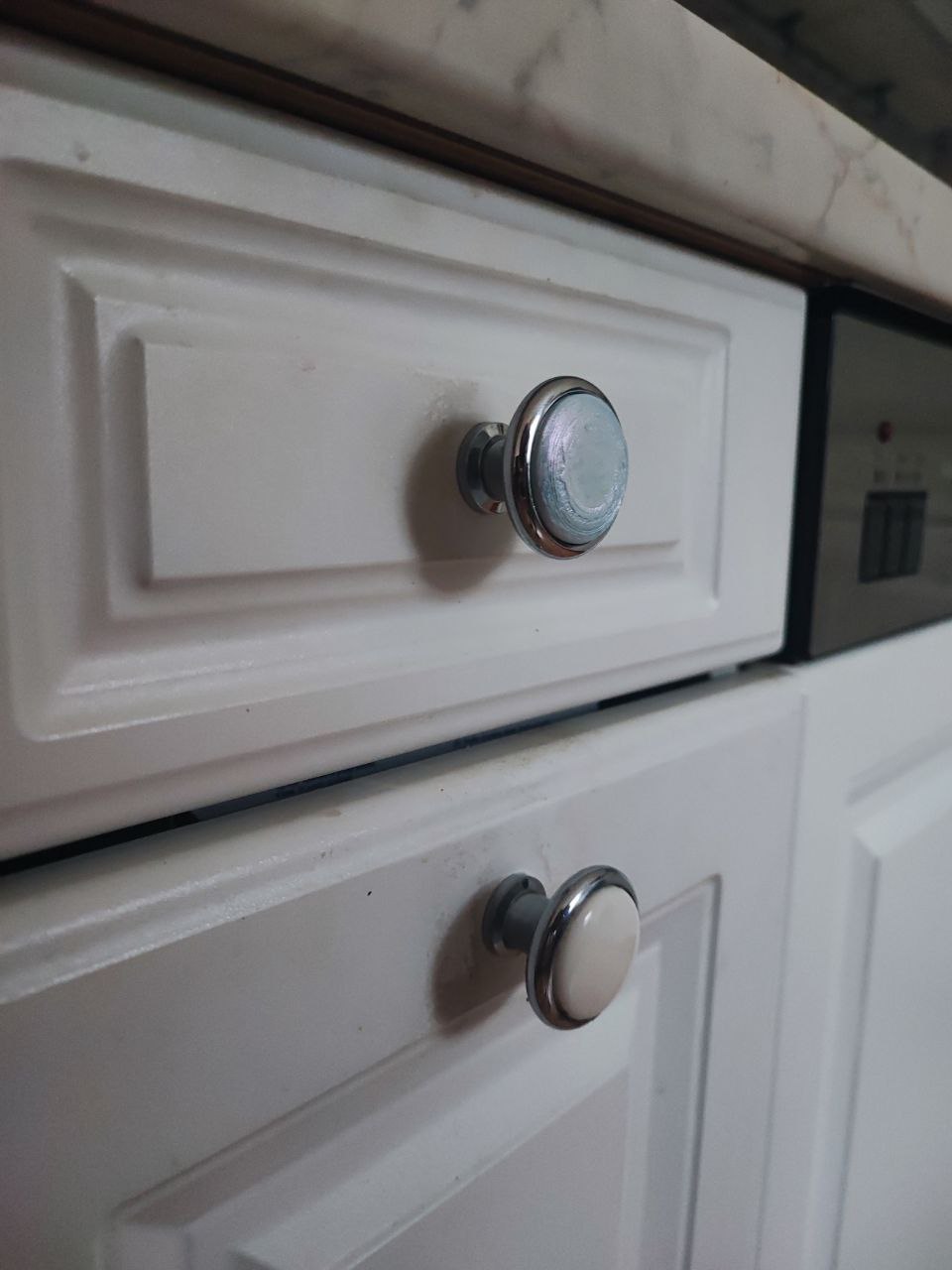 Kitchen front button filling replacement