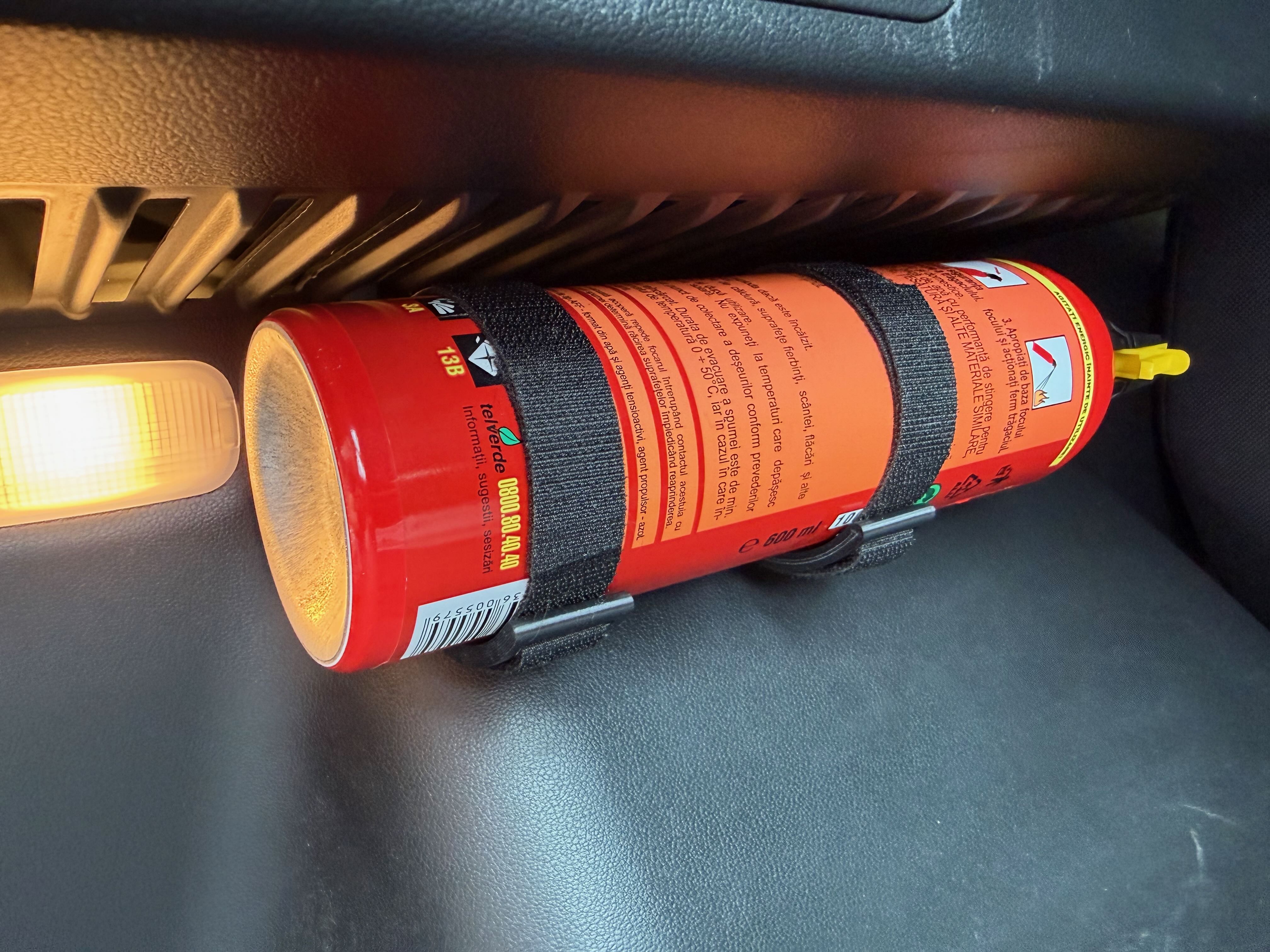 Fire extinguisher hook