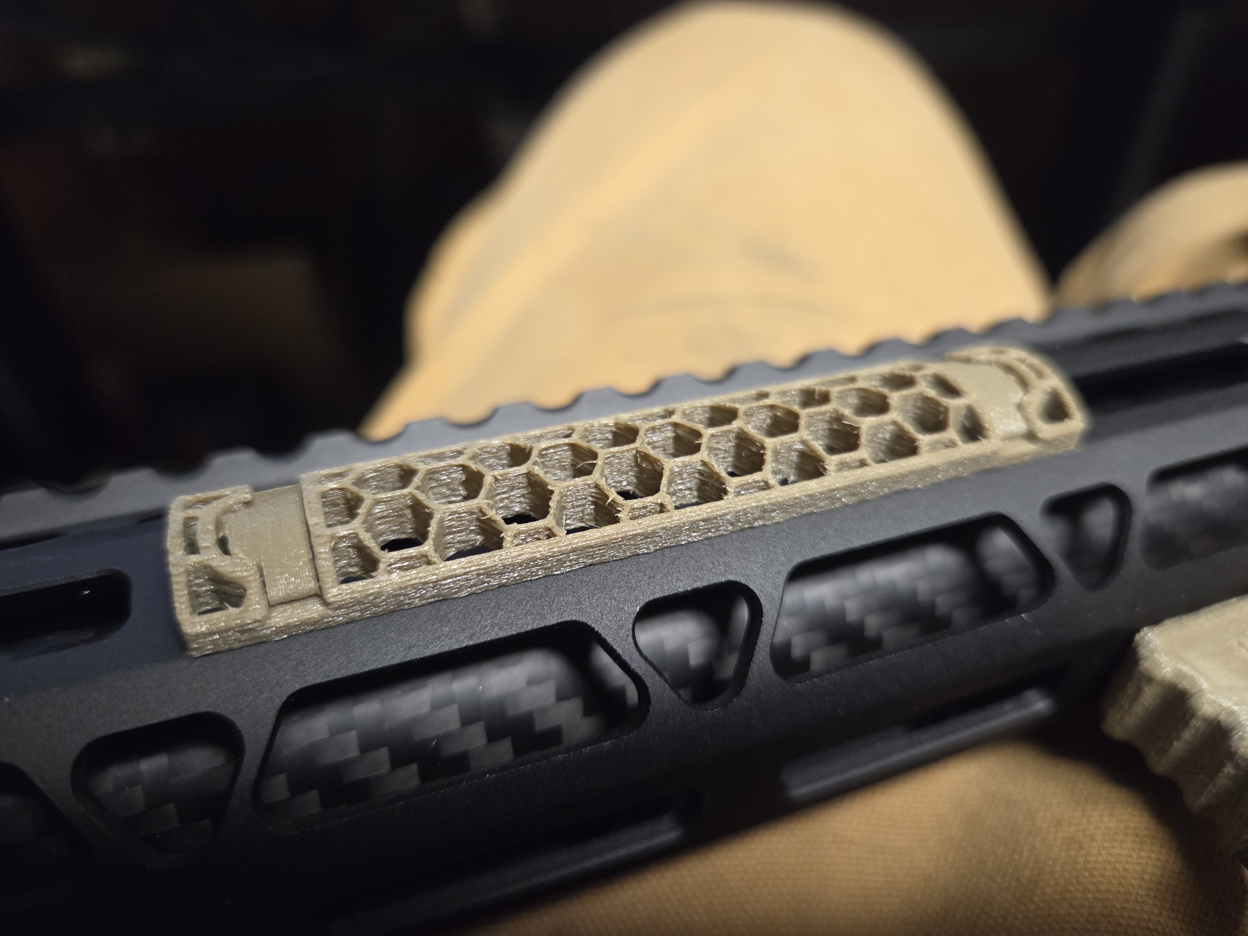 ultralight m lok grip panel