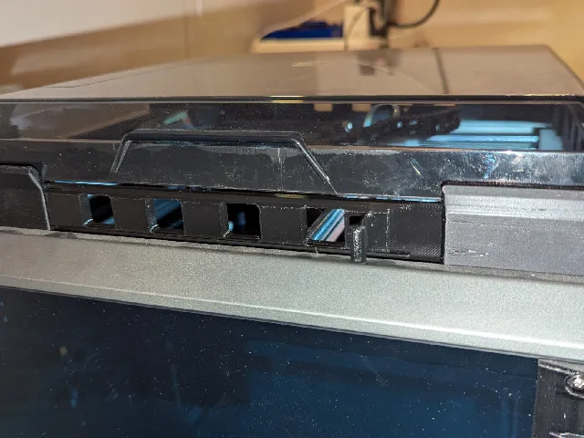Ventable panels for K1C hinged lid riser