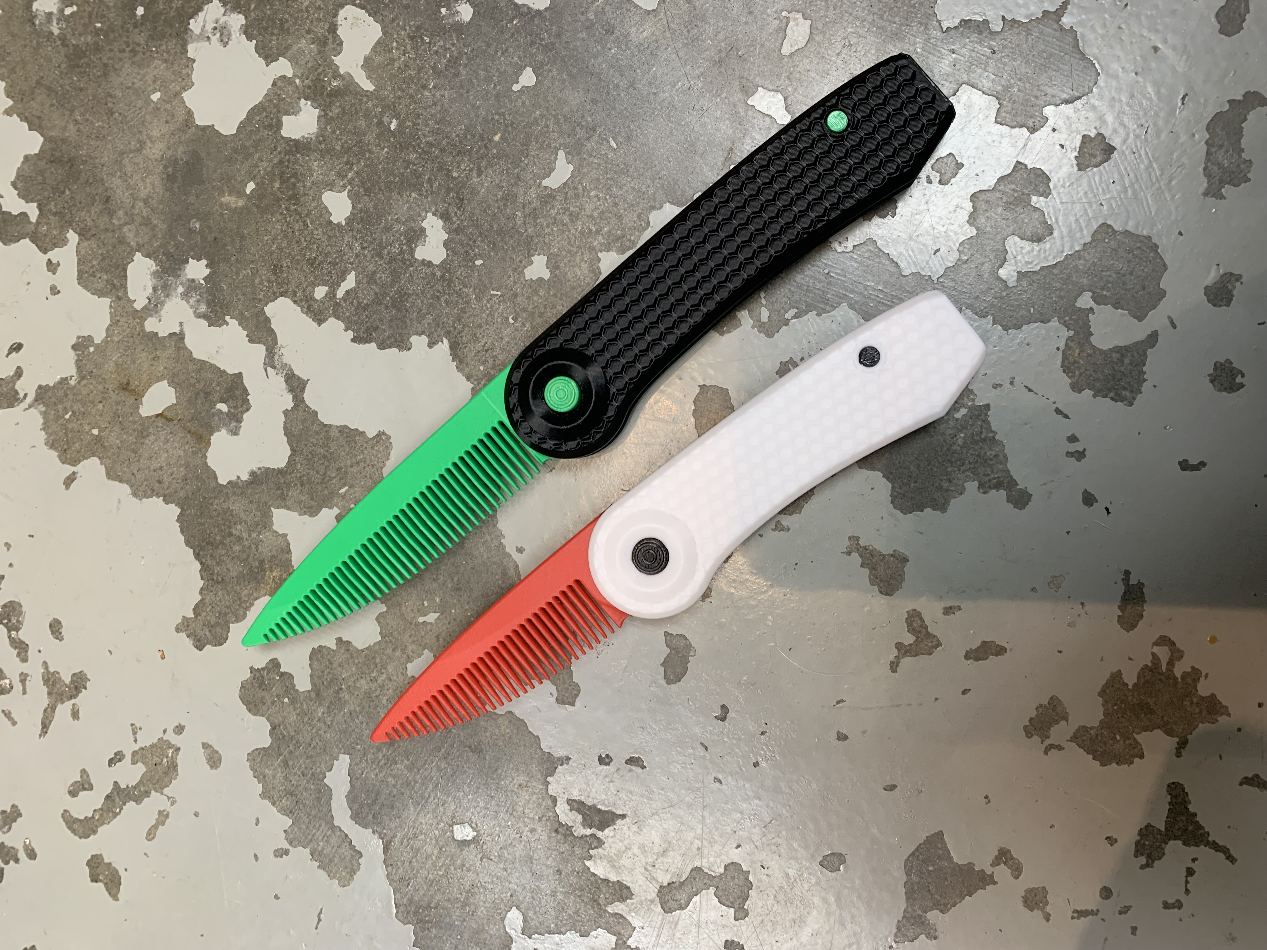Fidget Toy Switchblade Folding Comb
