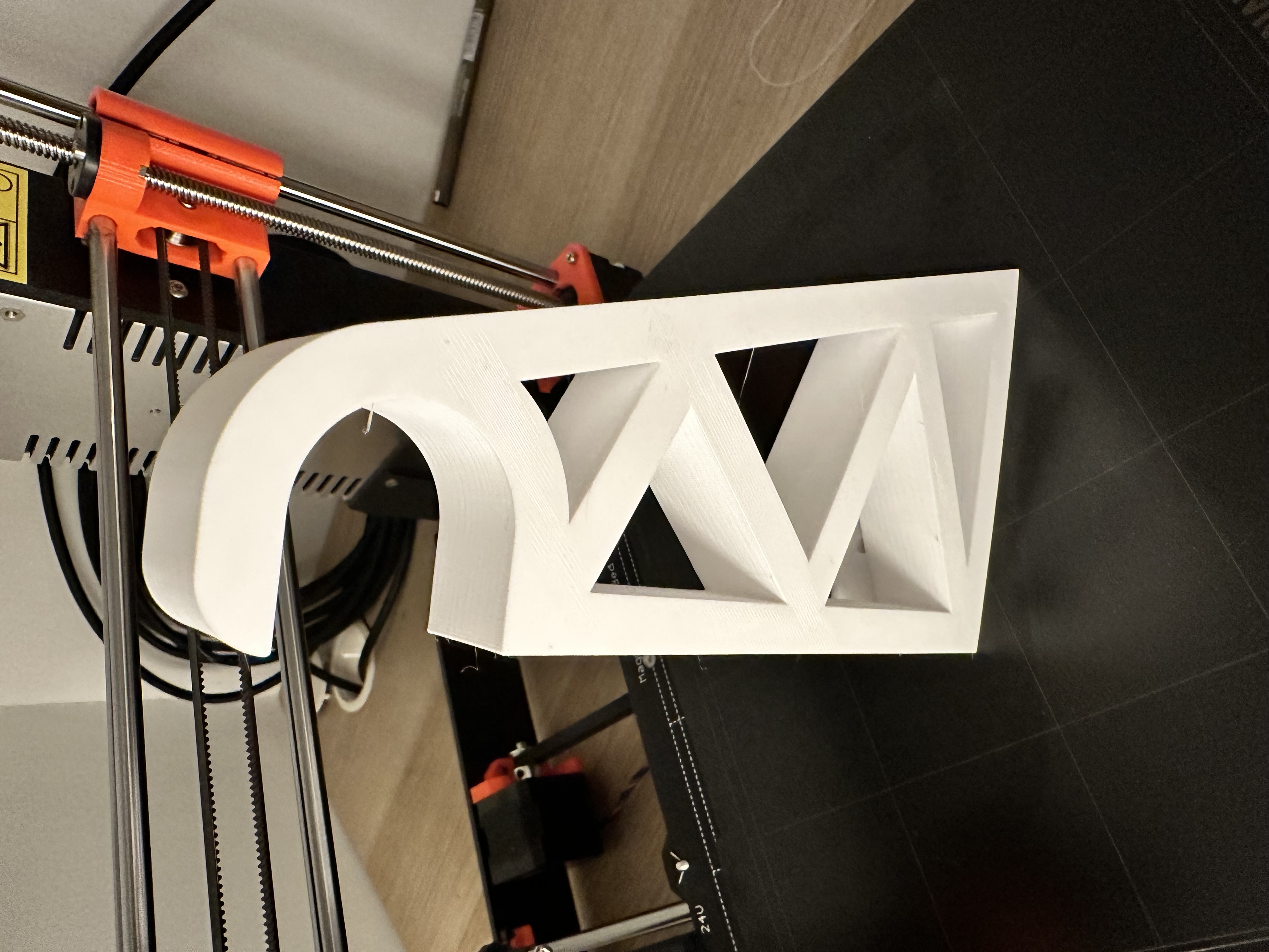 Miniatura 5 do modelo 3D Wall Multiple Spool Holder bracket
