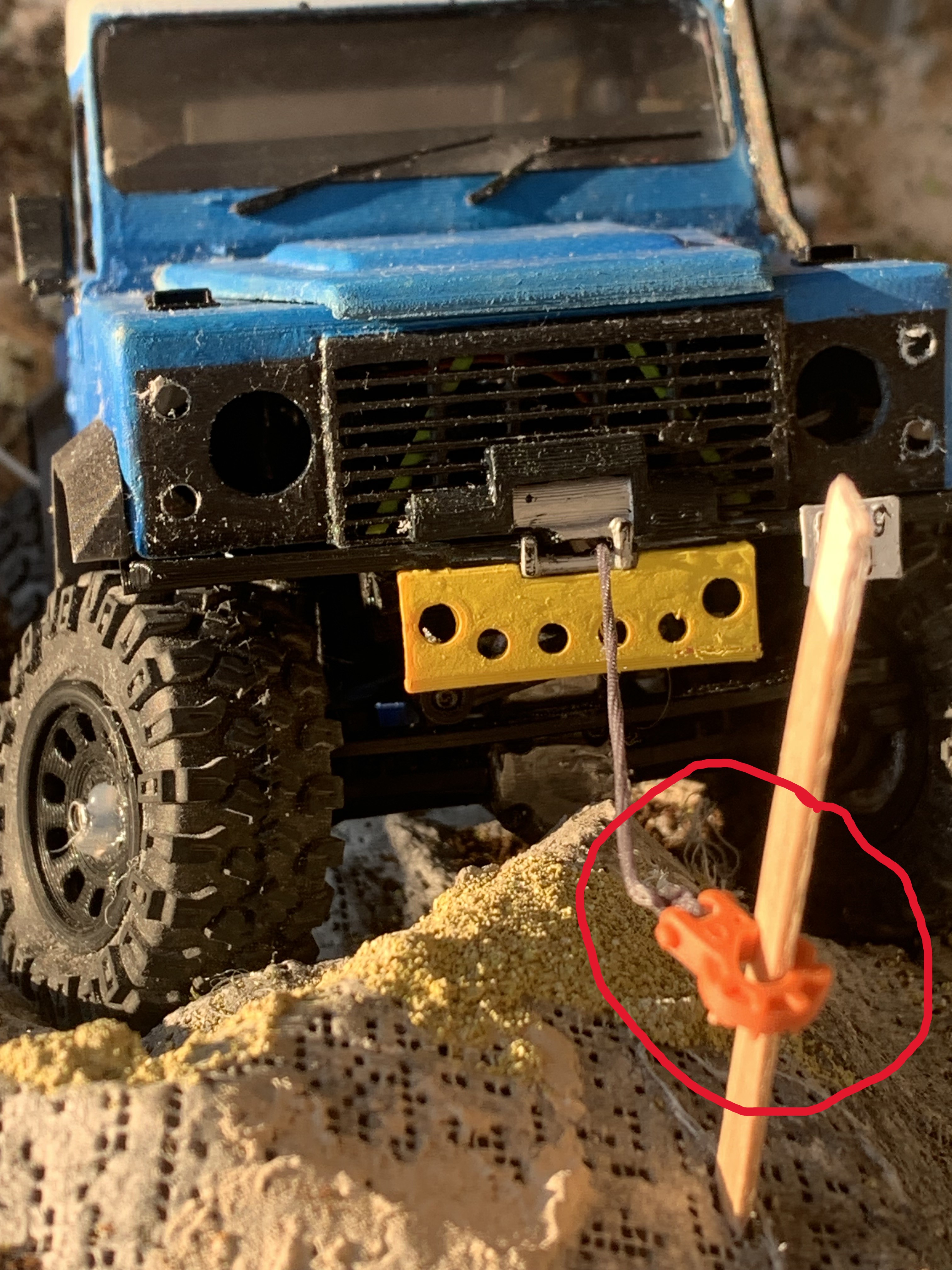 RC4WD 1/10 Scale Warn 9.5cti-s Winch - Miniature RC Truck Accessory With Synthetic Rope