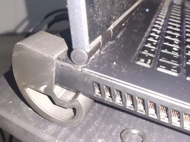 Lenovo Legion Gen 5 feet riser