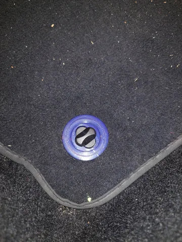 VW Oval Floor Mat Clip