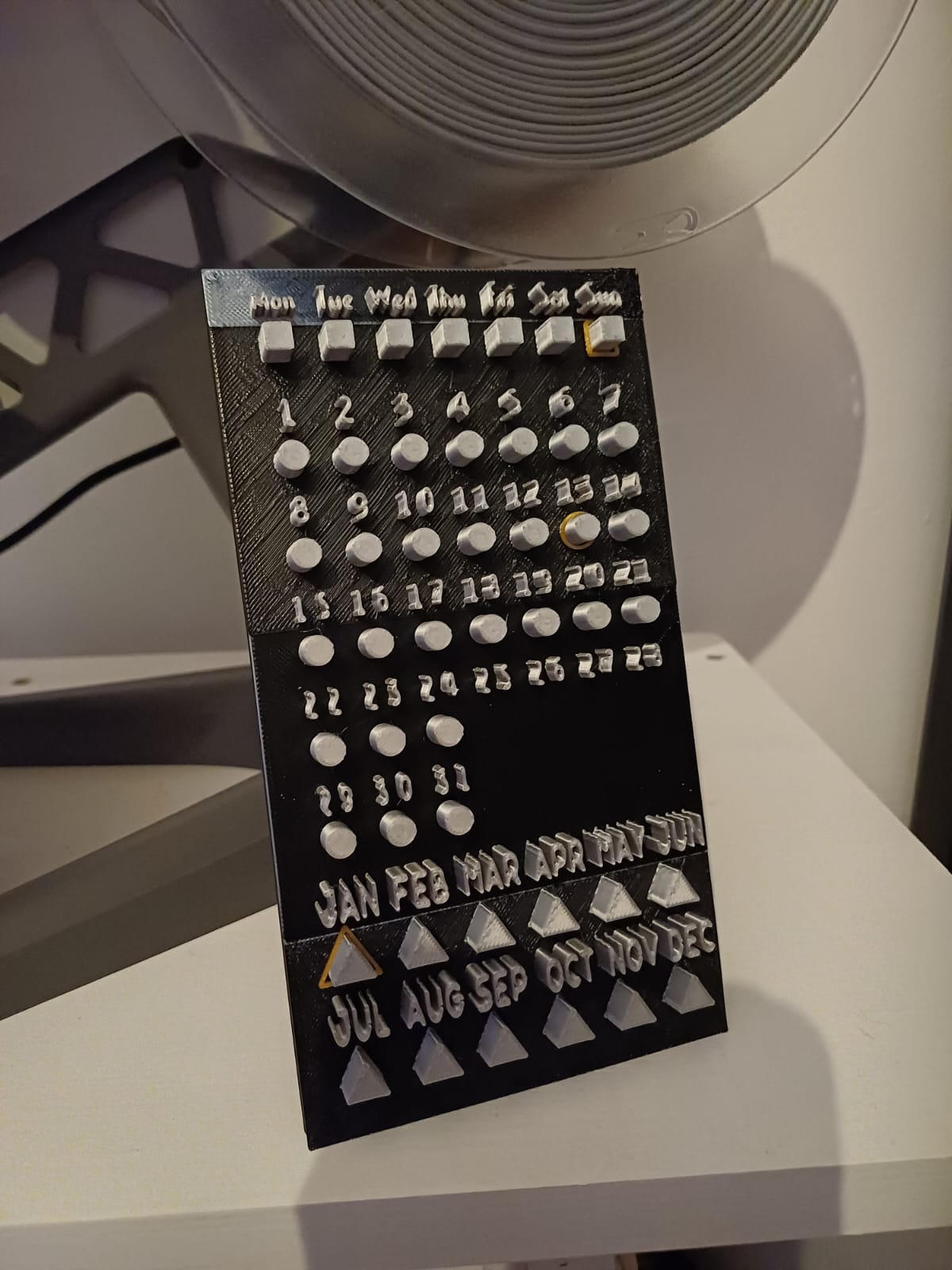Calendar with rings for your office or desk