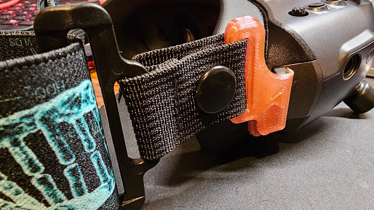 Walksnail Goggles X Strap Loops by Brett Crouch | Download free STL model |  Printables.com