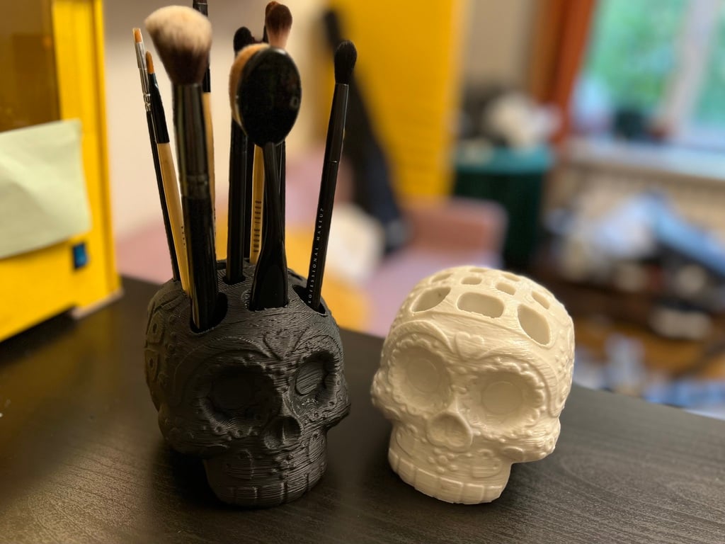 Sugar Skull Makeup brush holder