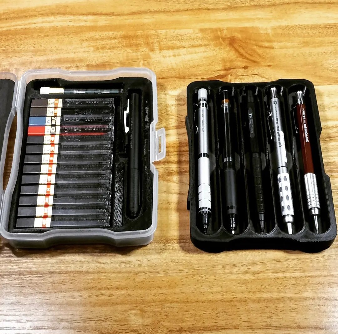 Miniatura 4 do modelo 3D IRIS box Pencil case