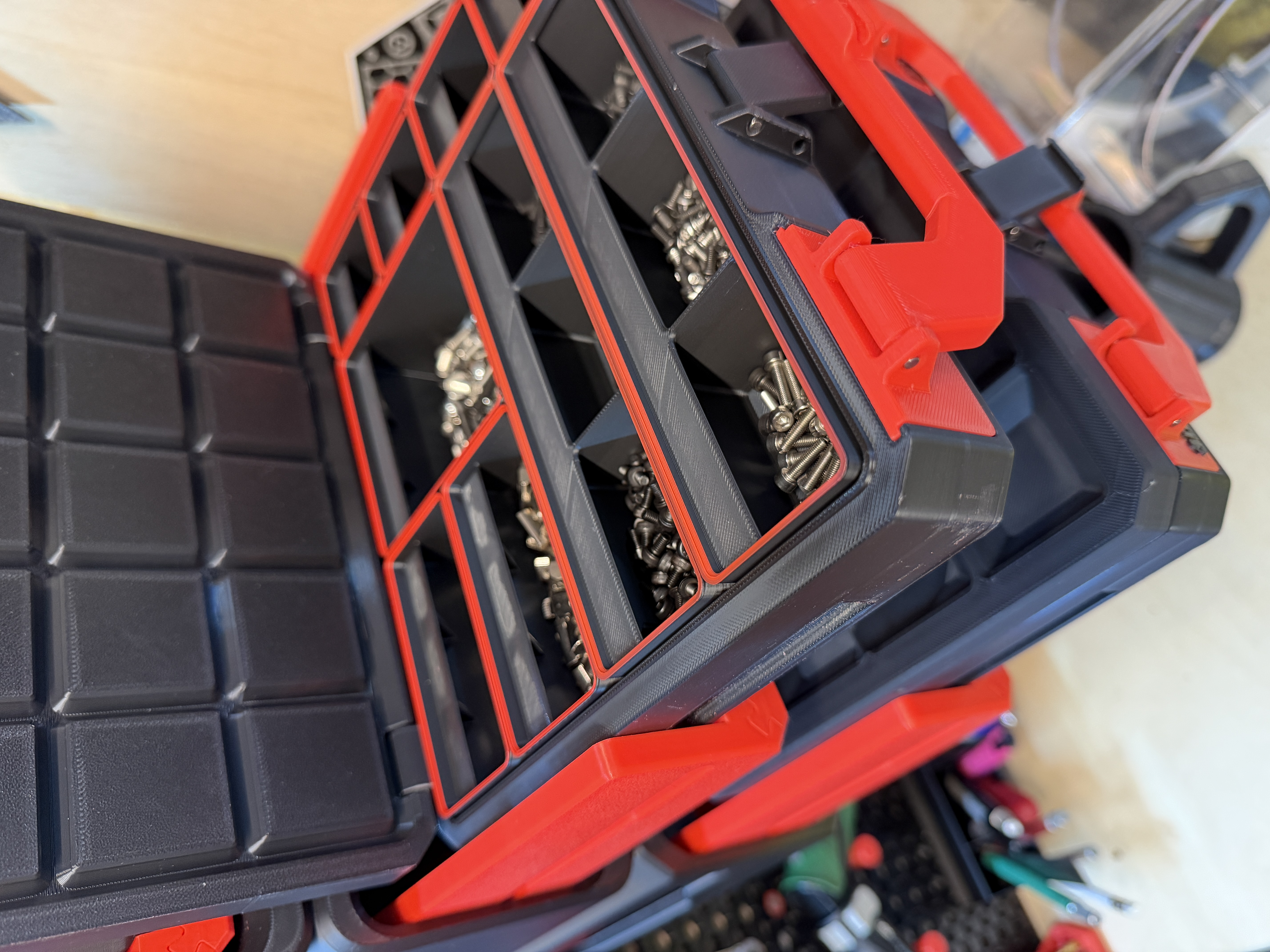 Screw Wall Colab with schuylab gridfinity drawer system