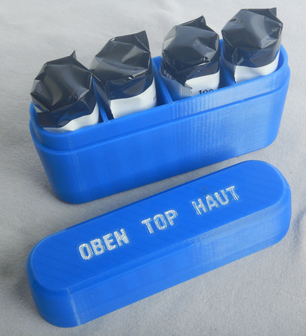Box für 120 Mittelformat Film Spulen; Box for 120 medium format film reels, Hosentaschenbox trouser pocket box