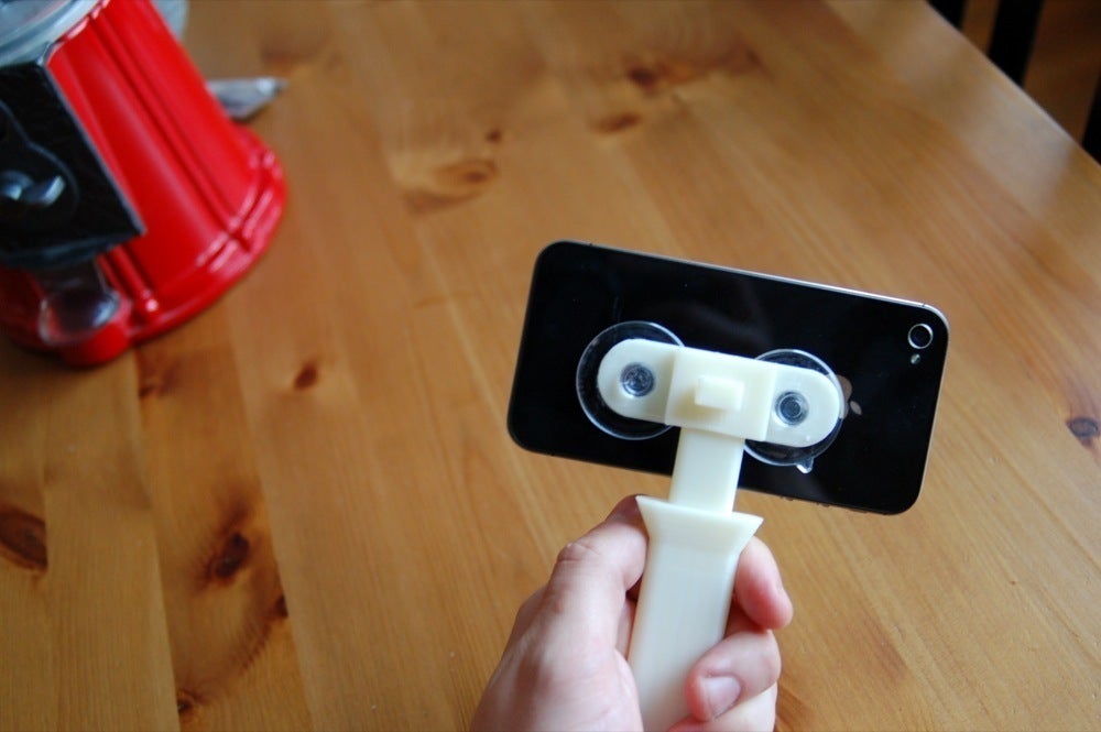 Miniatura 2 do modelo 3D Collapsable iPhone Camera Handle