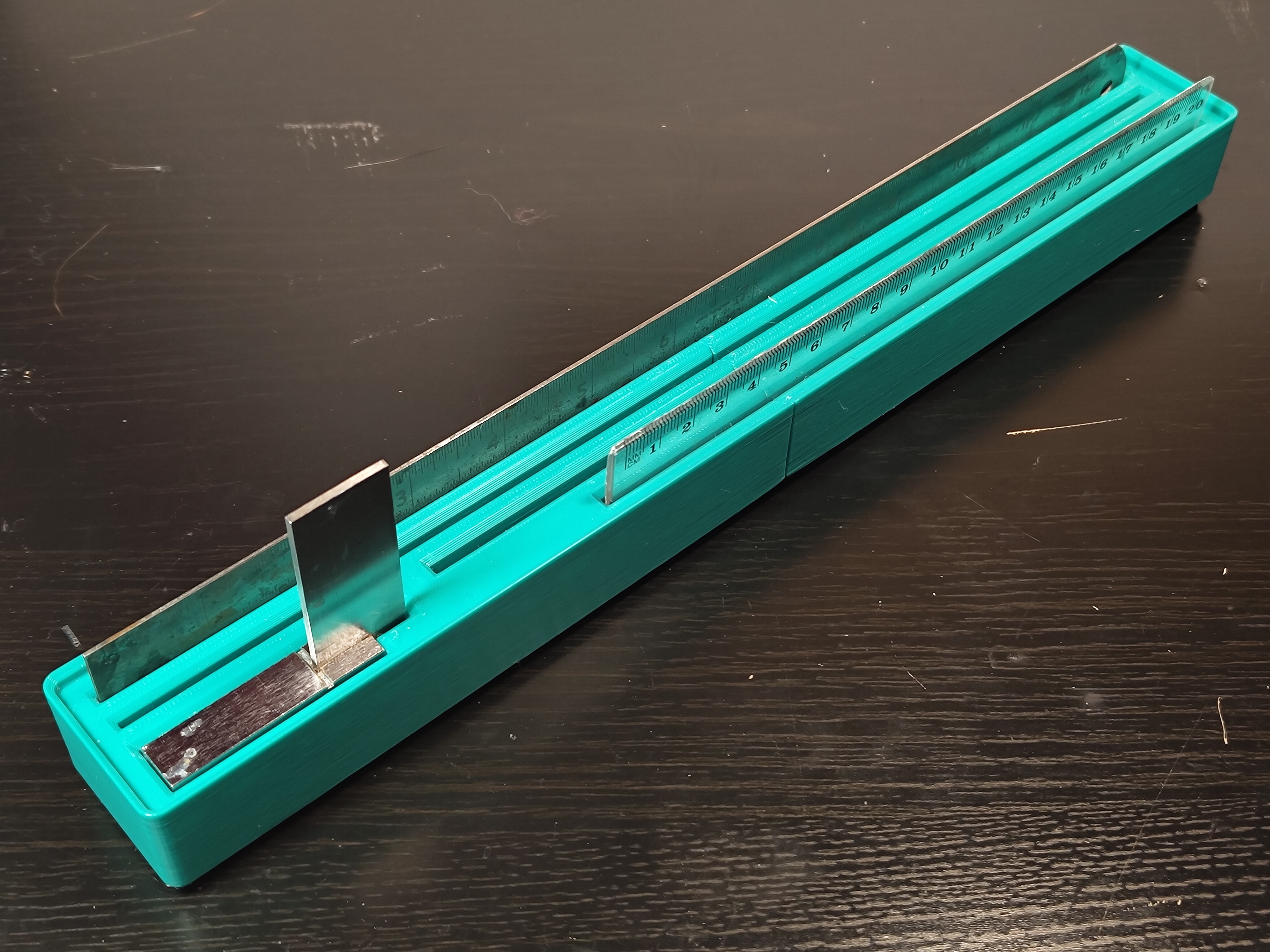 Gridfinity rulers and engineer's square holder