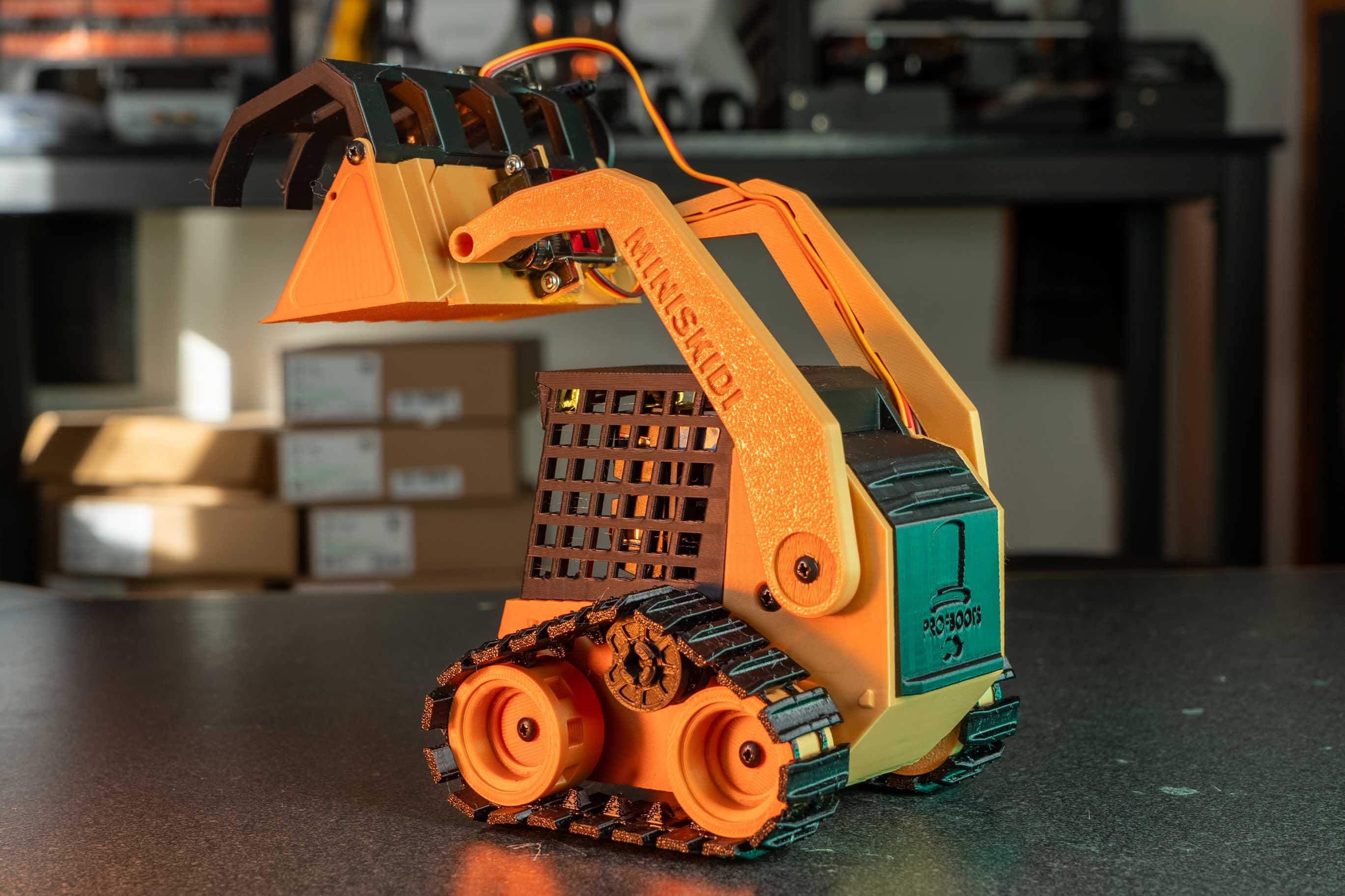 3d-printed-rc-skidsteer-v3-0-by-professorboots-download-free-stl
