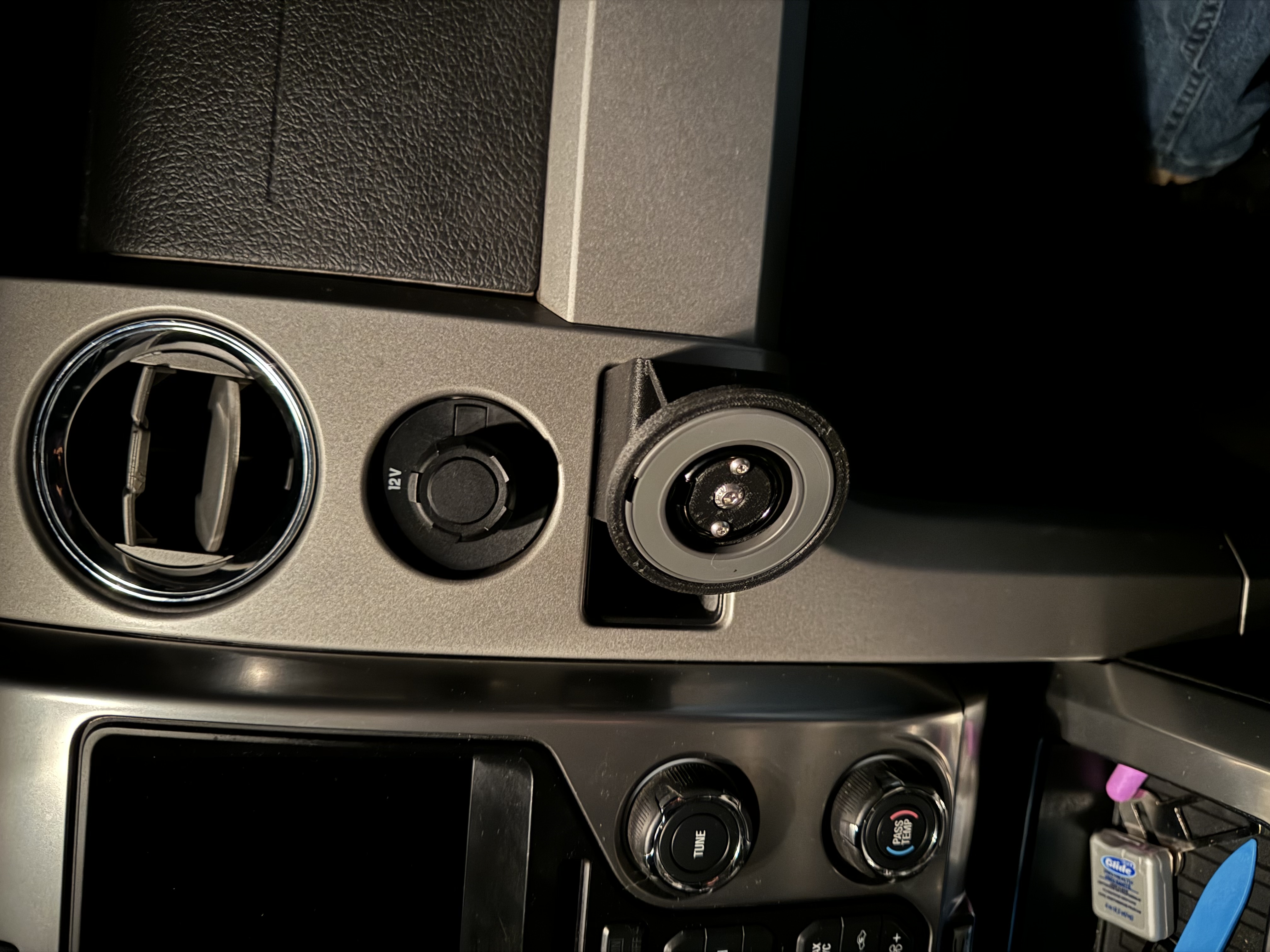 F150 magnetic phone mount