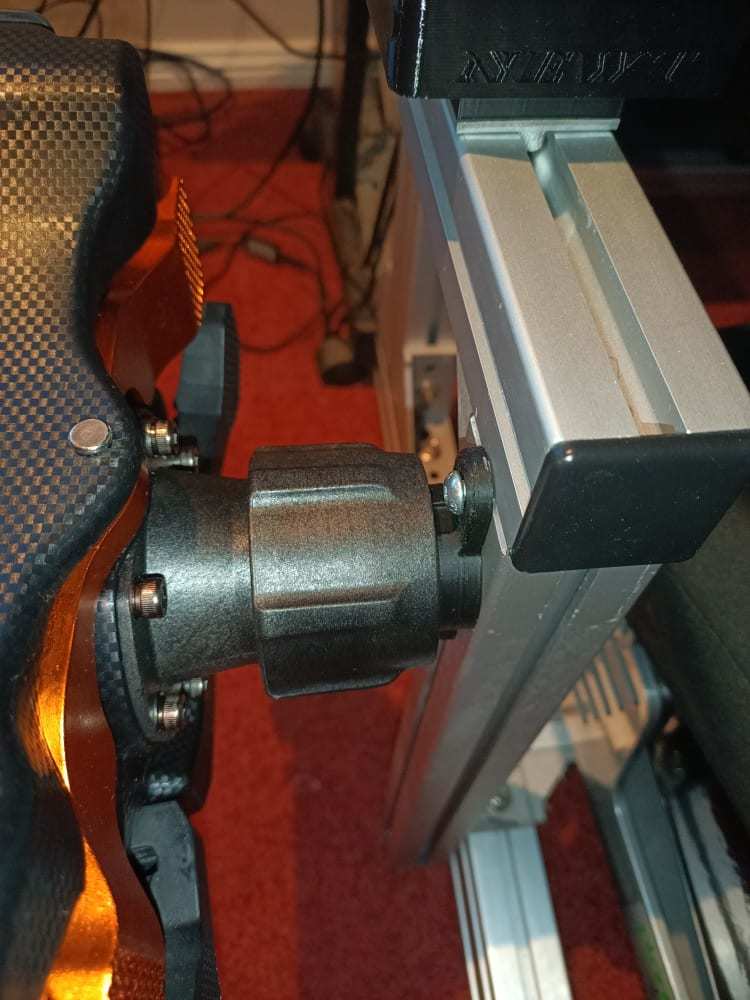 Fanatec Steering Wheel Mount. Universal mount 8020 SimRig or wall mount. by 3D Printbit