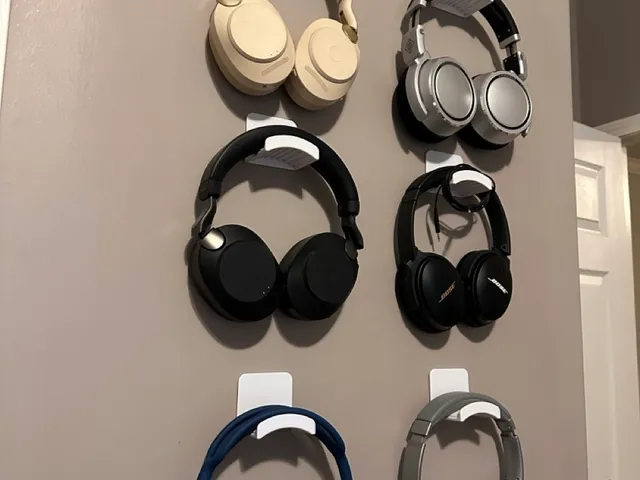 Headphone Wall Mount
