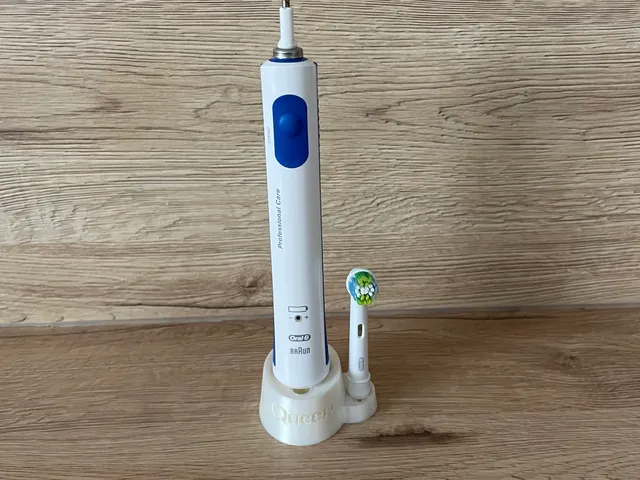 Oral-B brushholder