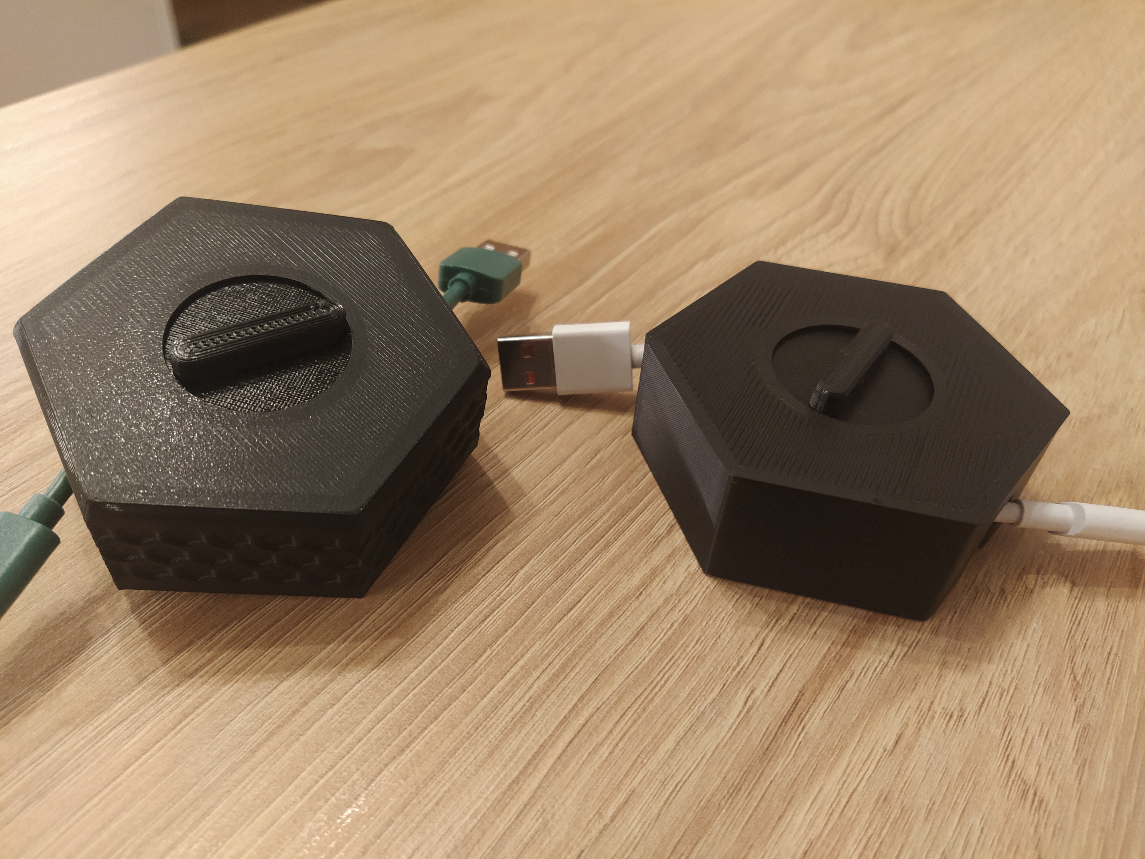 Charging cable wind up organiser