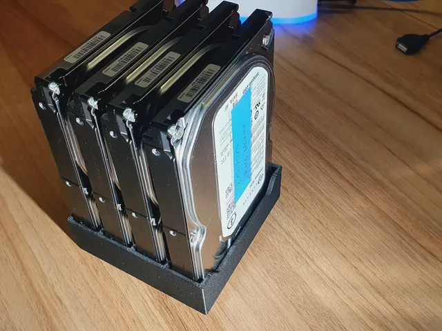 HDD holder - stand for 3.5" HDDs
