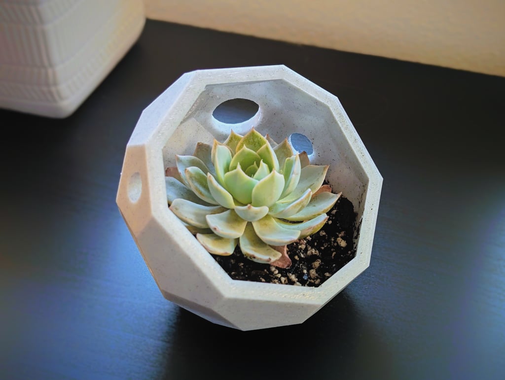 Modern Geometric Planter (No Supports Icosahedron Succulent Pot)