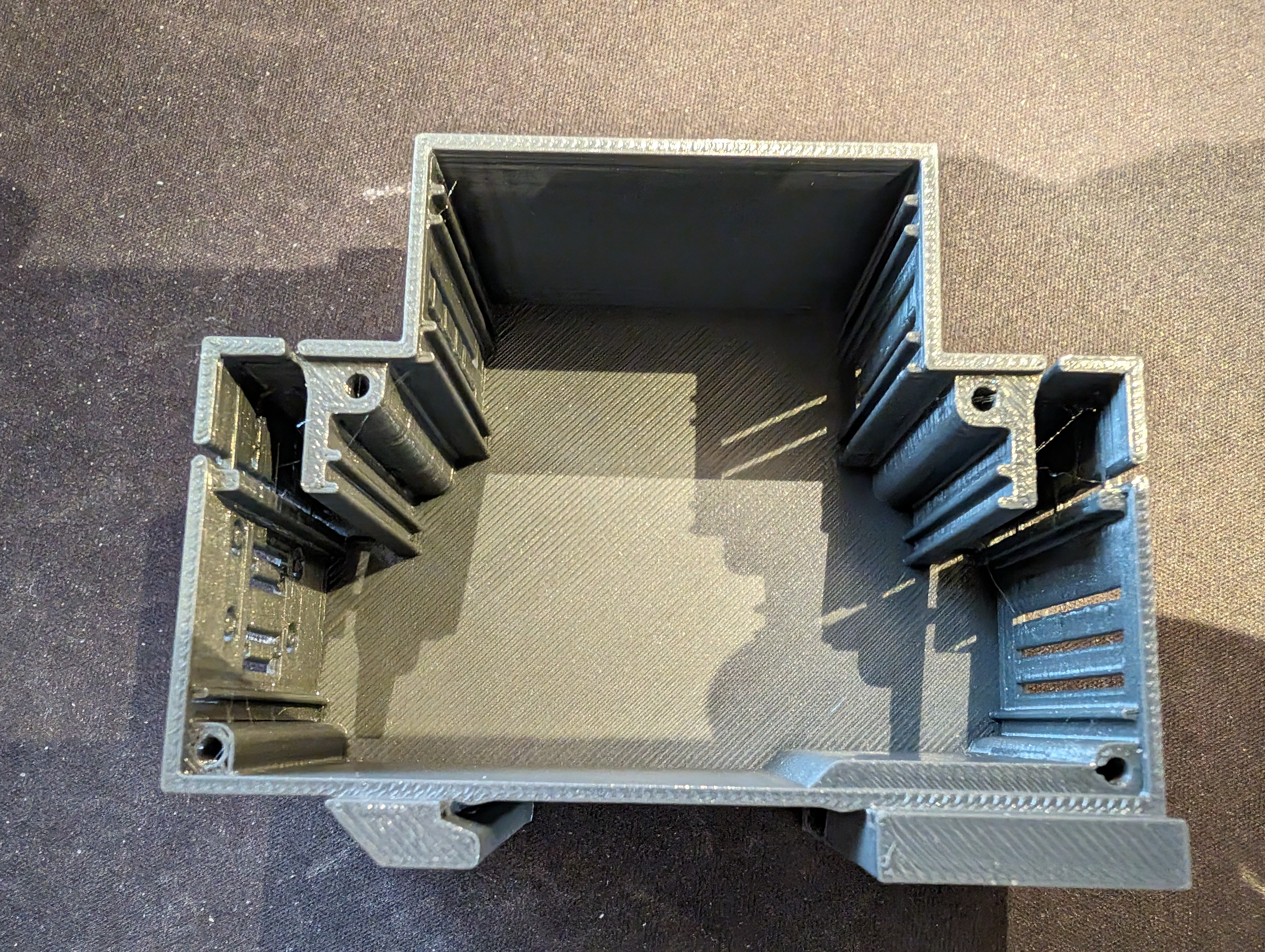 universal 2TE (2DU) case for ESP32, ESP8266 or any microcontroller — miniatura 2