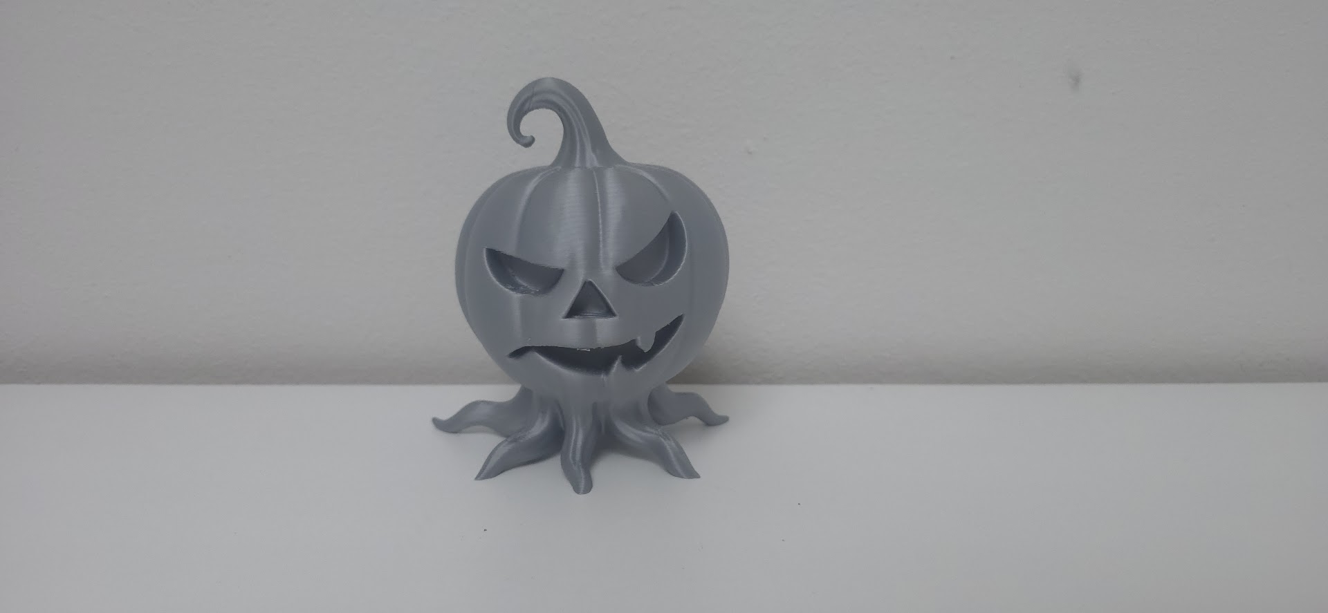 Creepy Pumpkin Deco