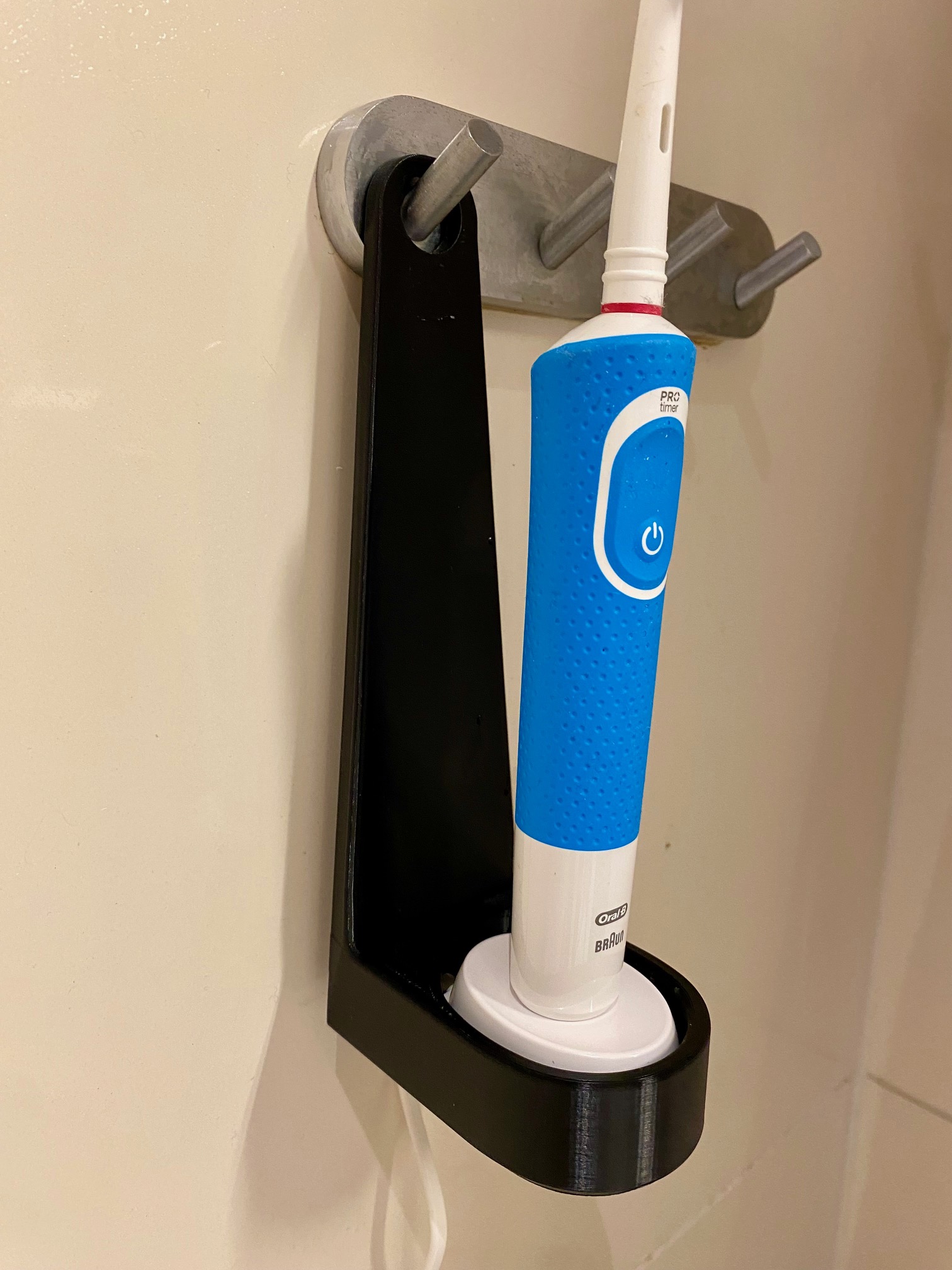 Braun OralB charger mount/hanger by floano Download free STL model