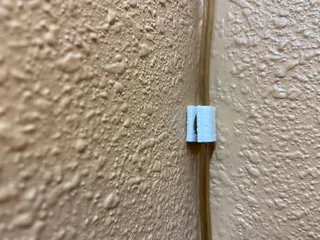Thumbtack Wire Clip