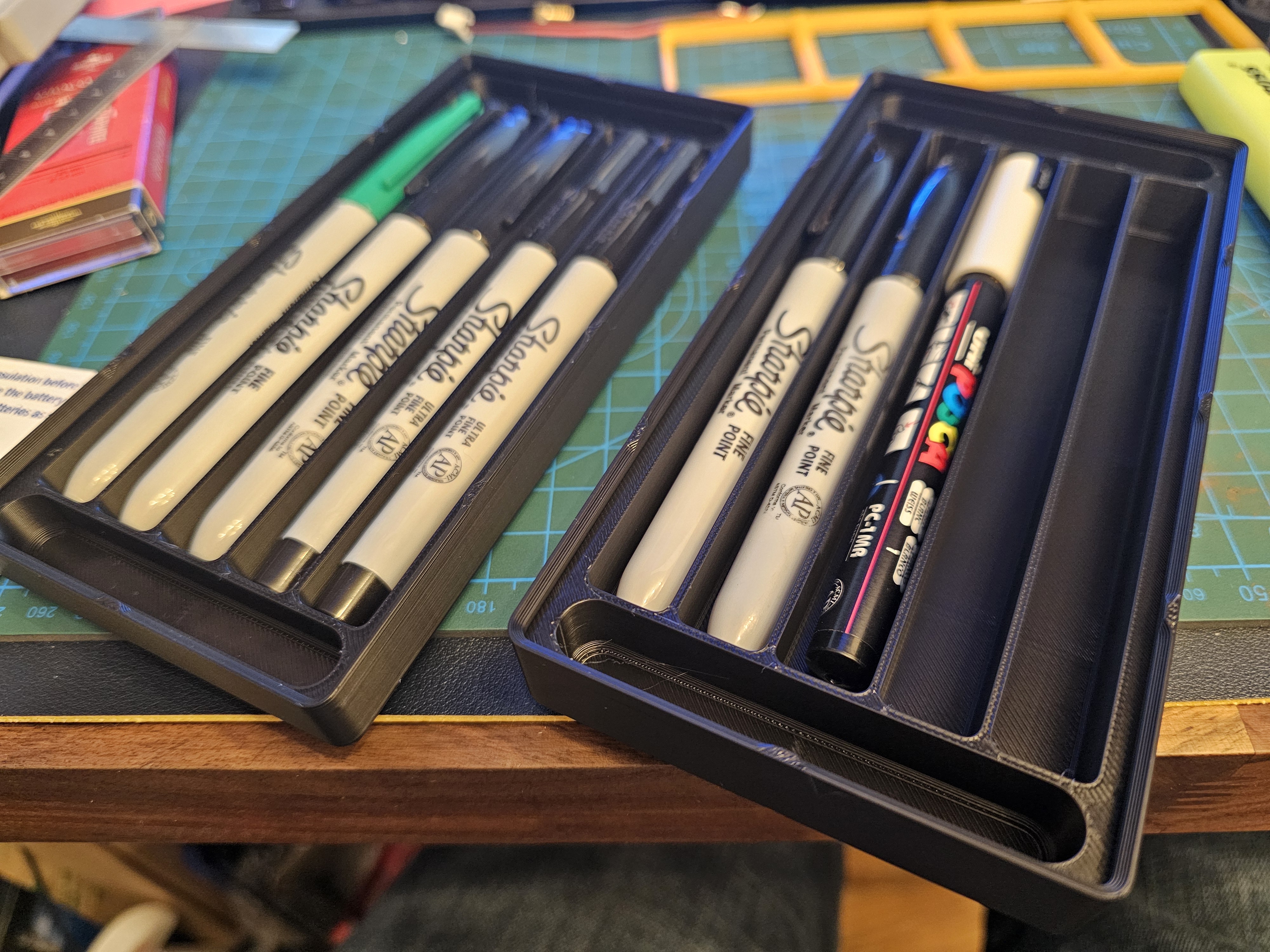 Gridfinity (4x2) Sharpie Tray 5 Pens