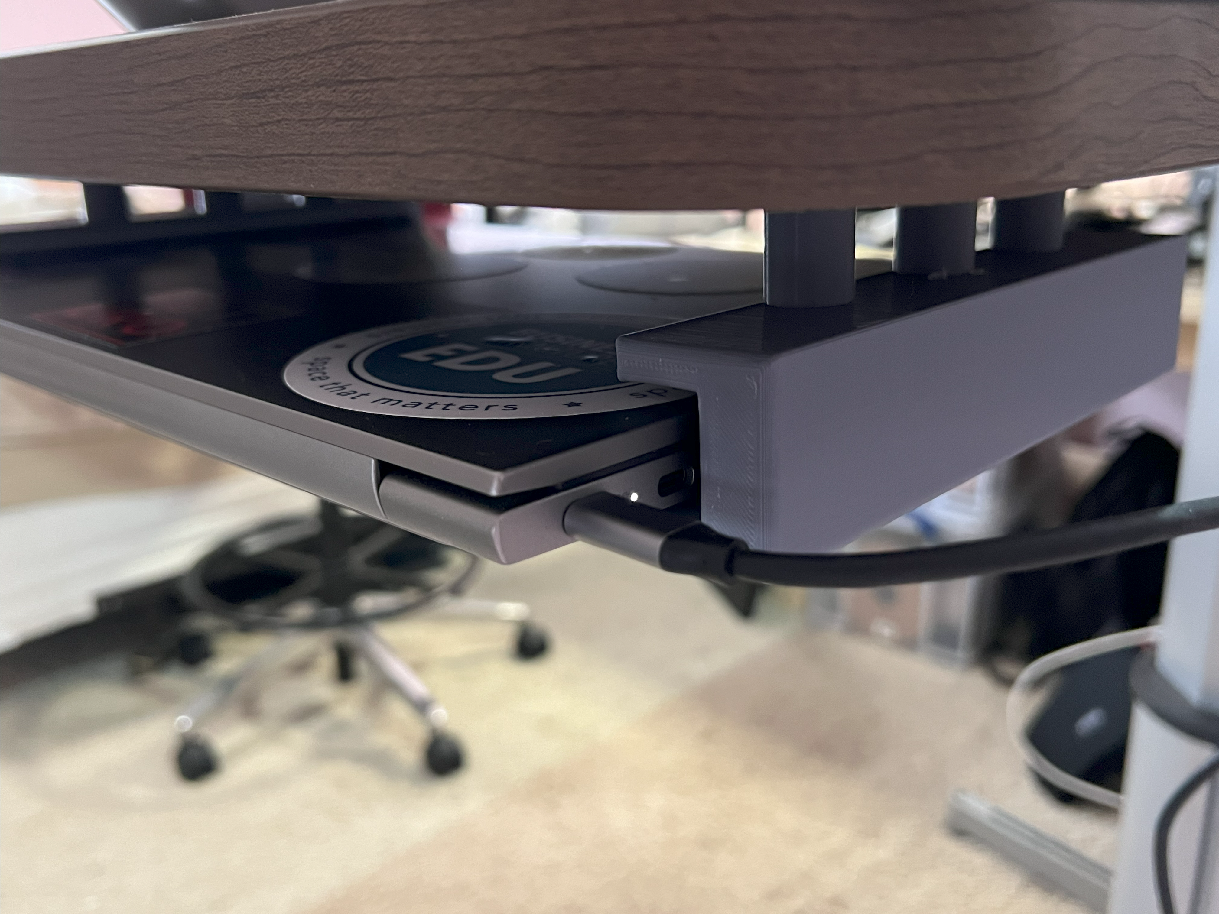 Under Desk Laptop Bracket (no supports)