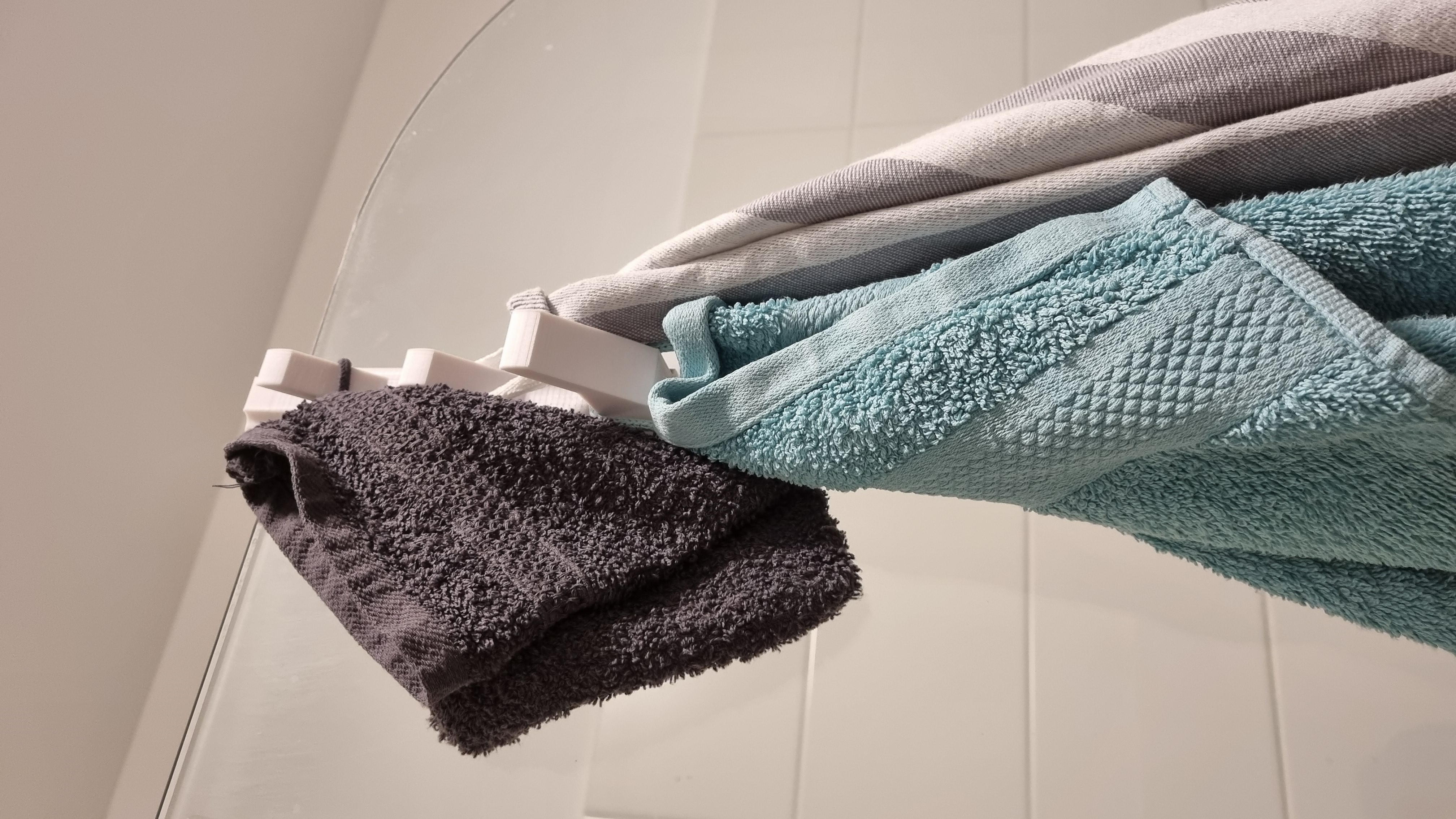 Shower Door - Shelf & Hooks — miniatura 3