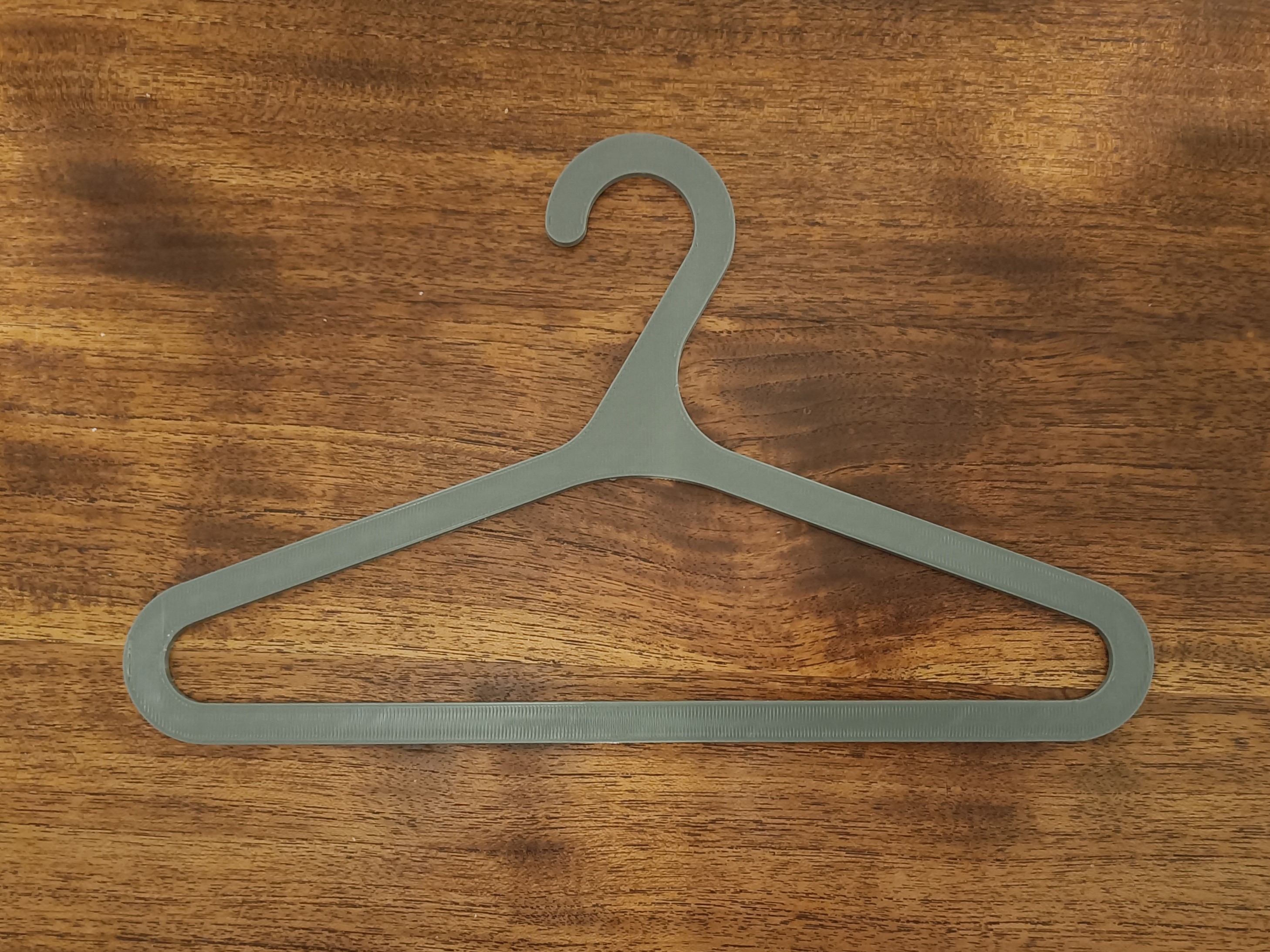 Kid coat hanger // Cintre pour enfant