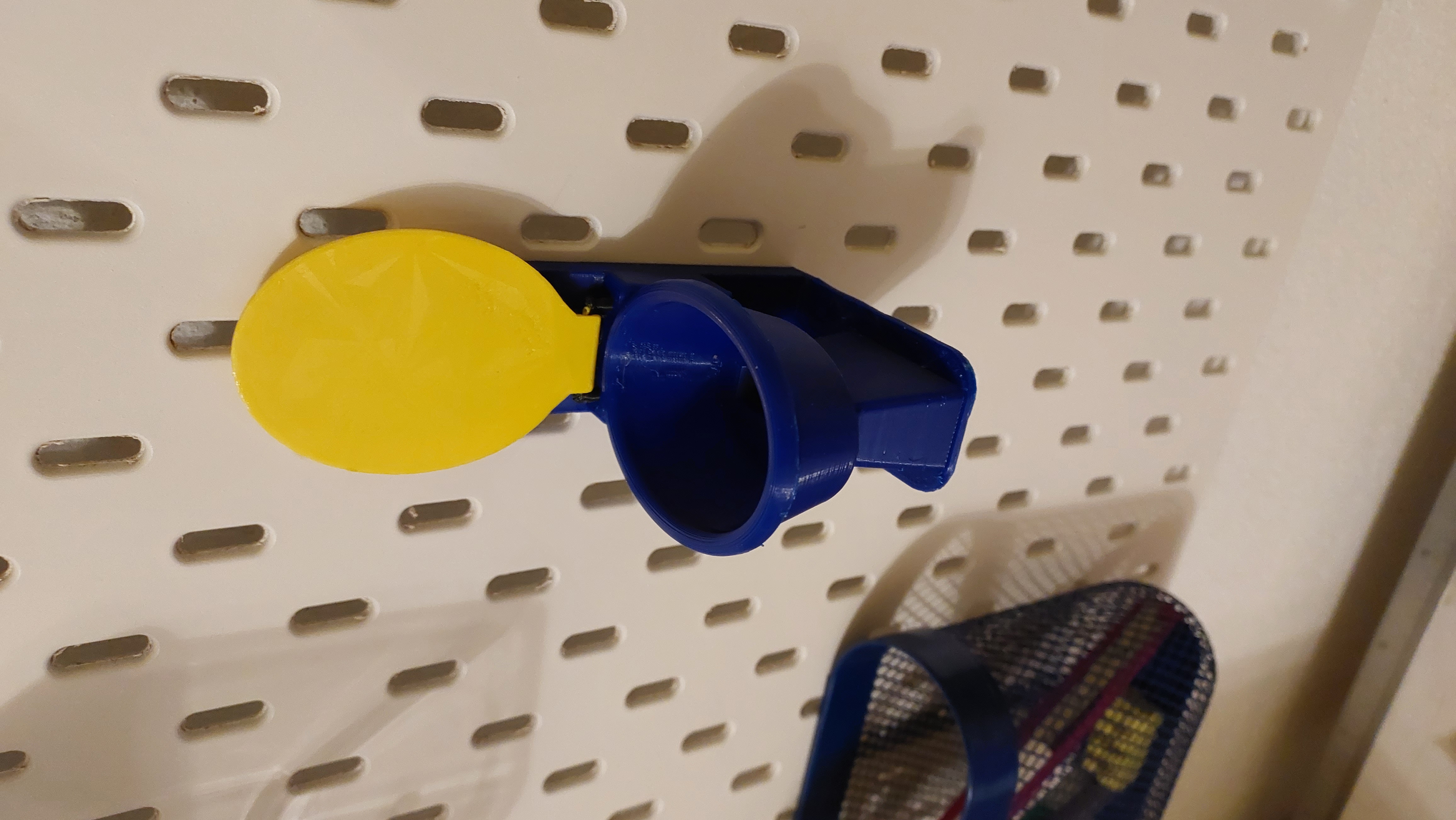 Ikea Skadis toilet