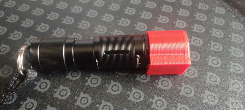 Miniatura 3 do modelo 3D Fenix E05R lantern cap and diffuser