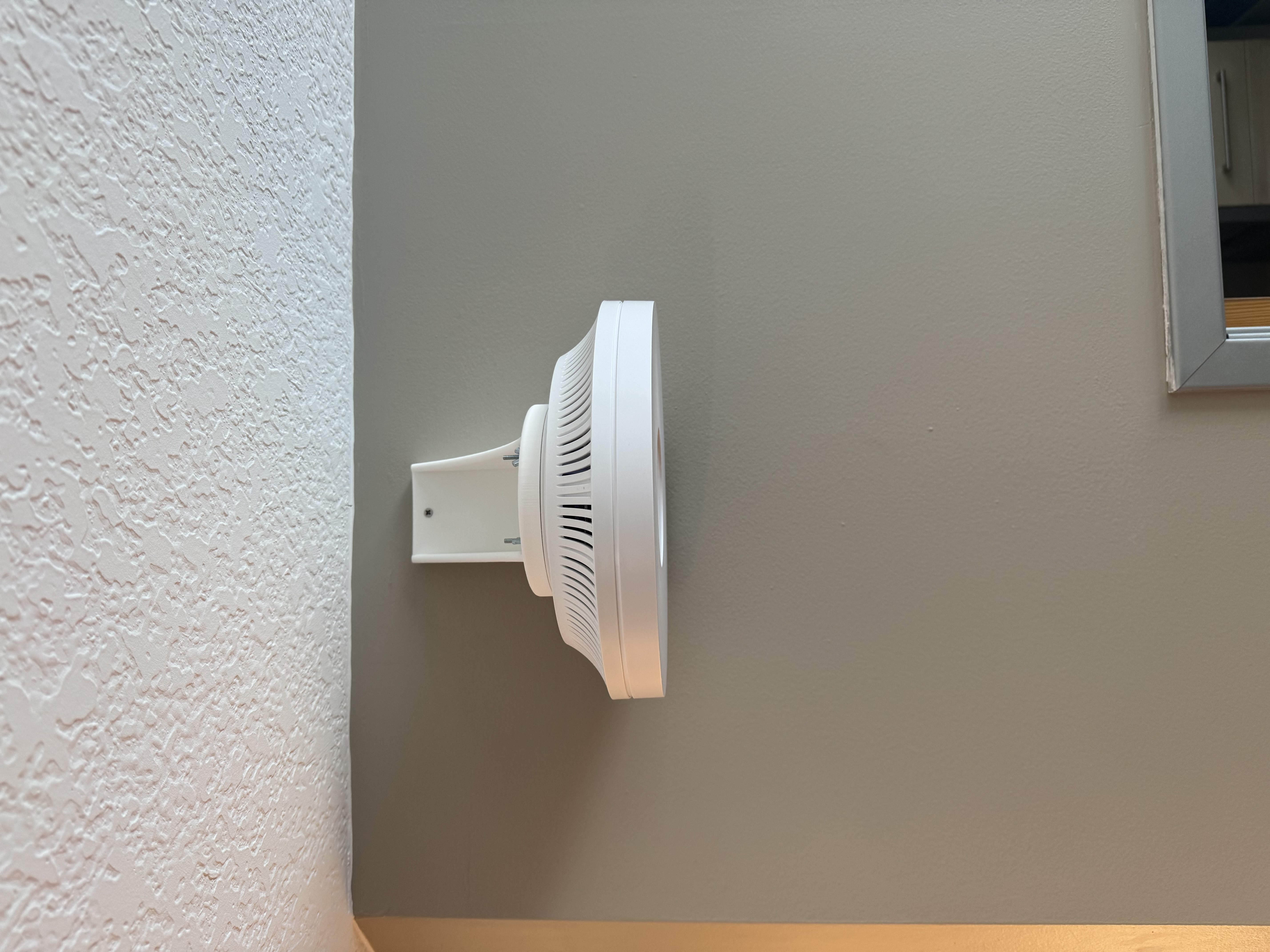 TP Link EAP660 HD Wall Mount Bracket