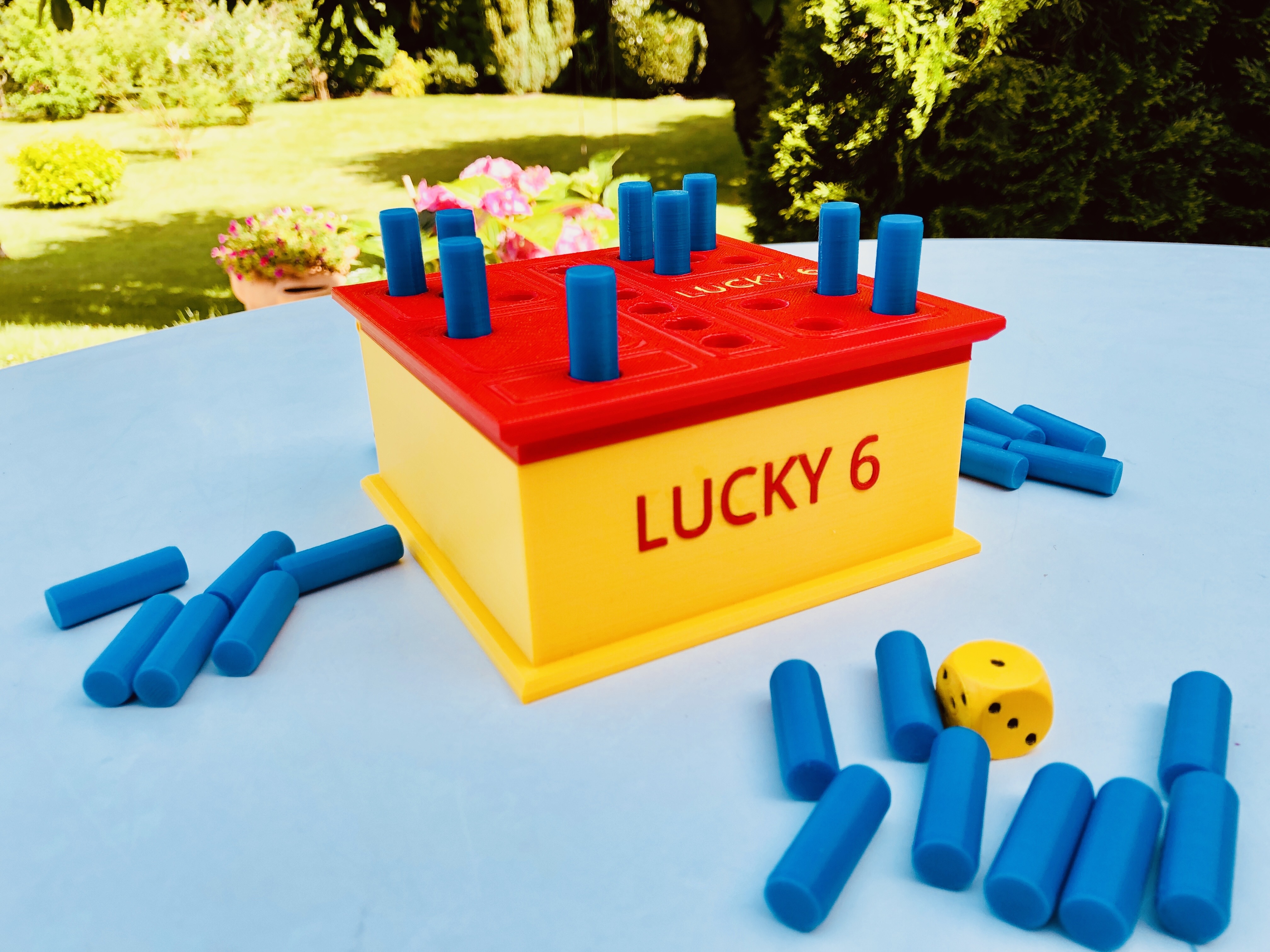 Lucky 6 - Funny Family Dice Game